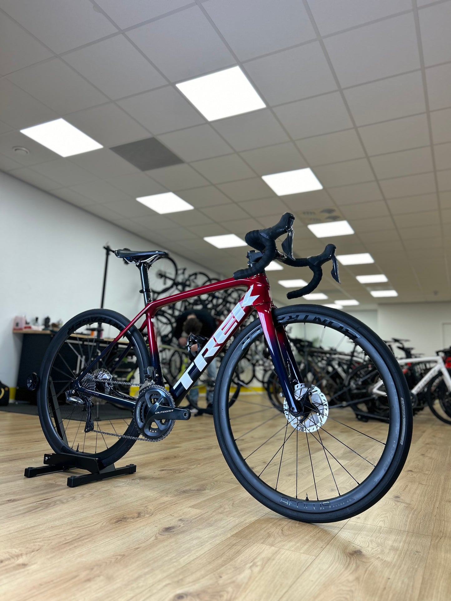 Trek Emonda SLR7 Di2 Carbon Disc Racefiets