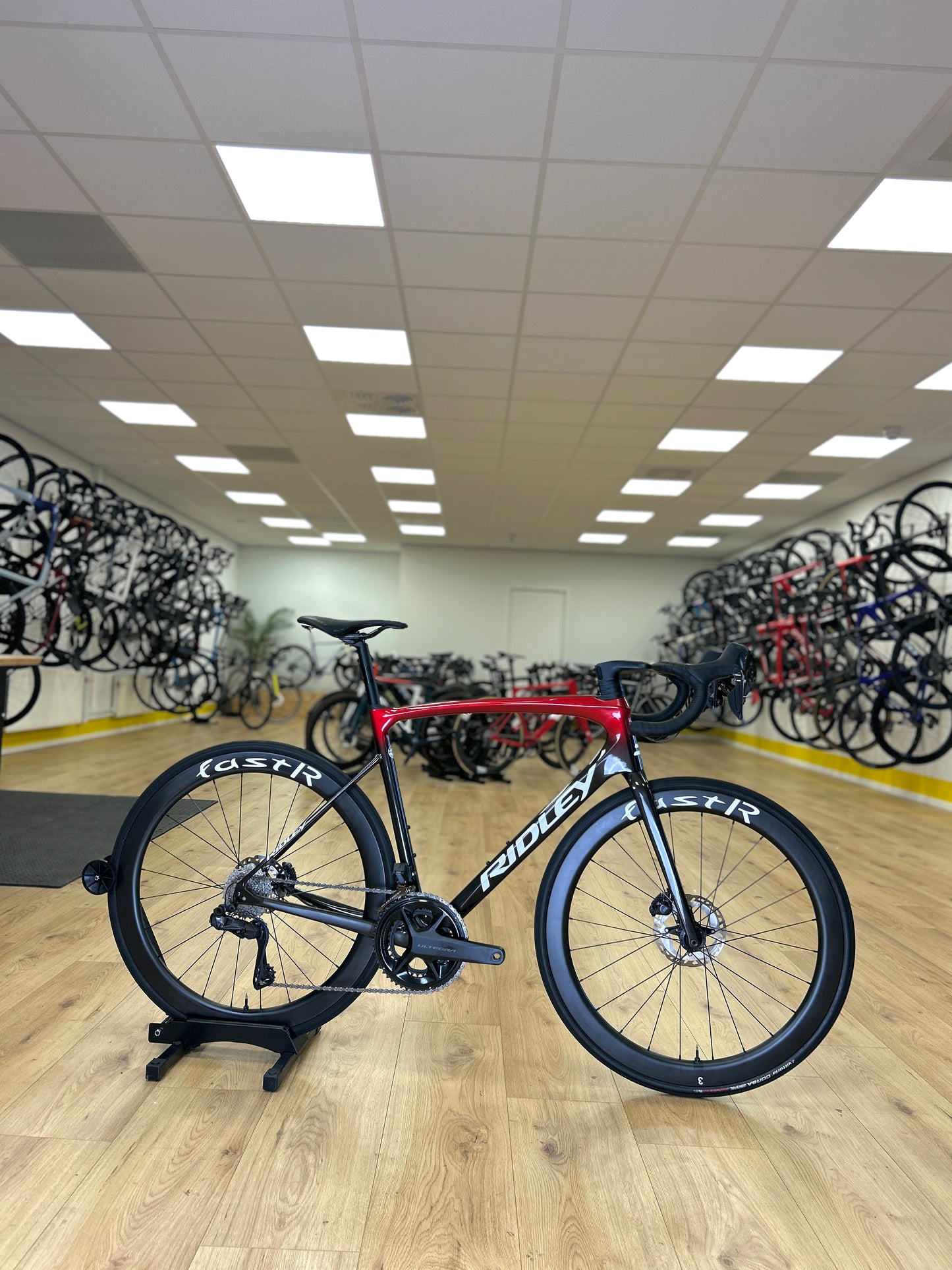 500km Ridley Fenix SLiC Di2 Carbon Racefiets