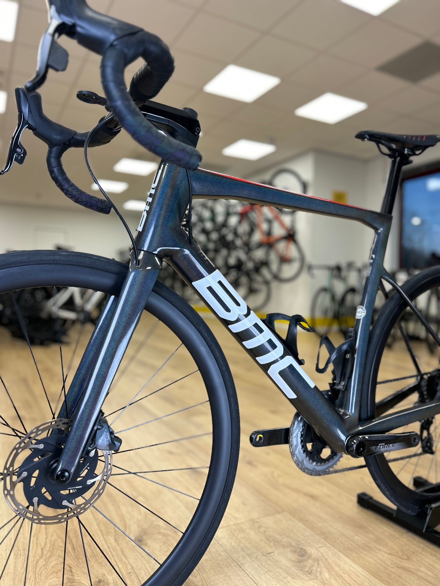 BMC TeamMachine SLR One AXS Carbon Disc Racefiets