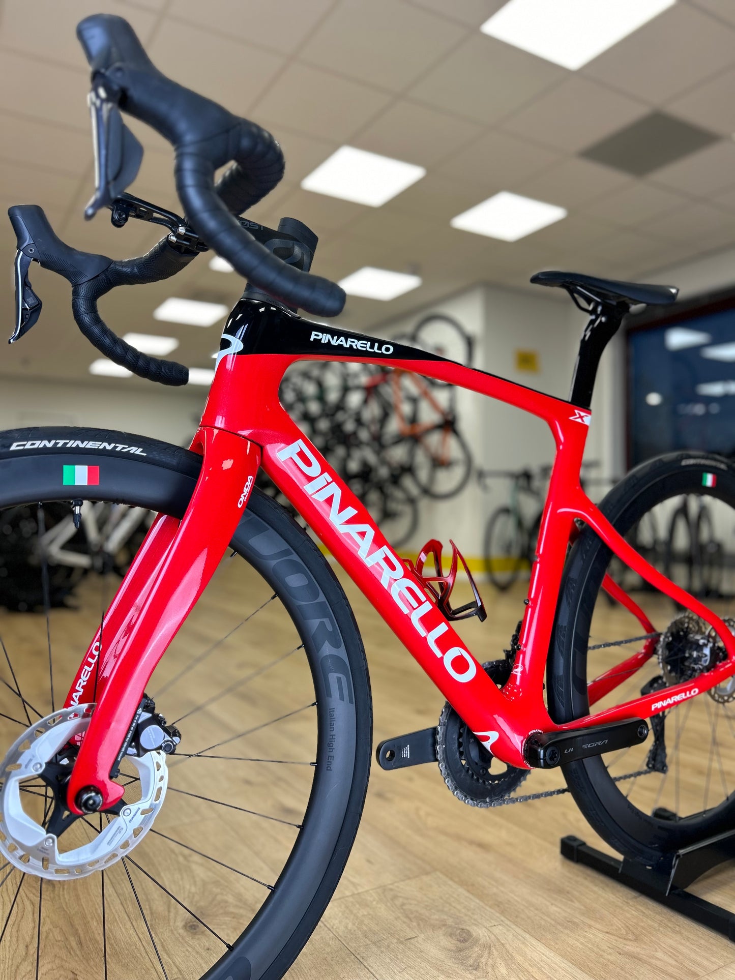 2024 Pinarello X3 Di2 Carbon Disc Racefiets