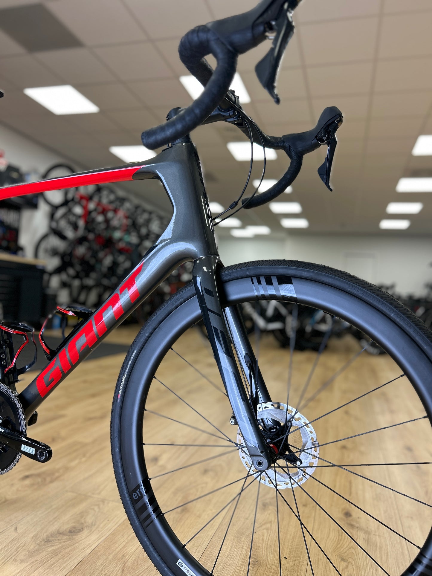 Giant Defy Advanced Pro Carbon Racefiets