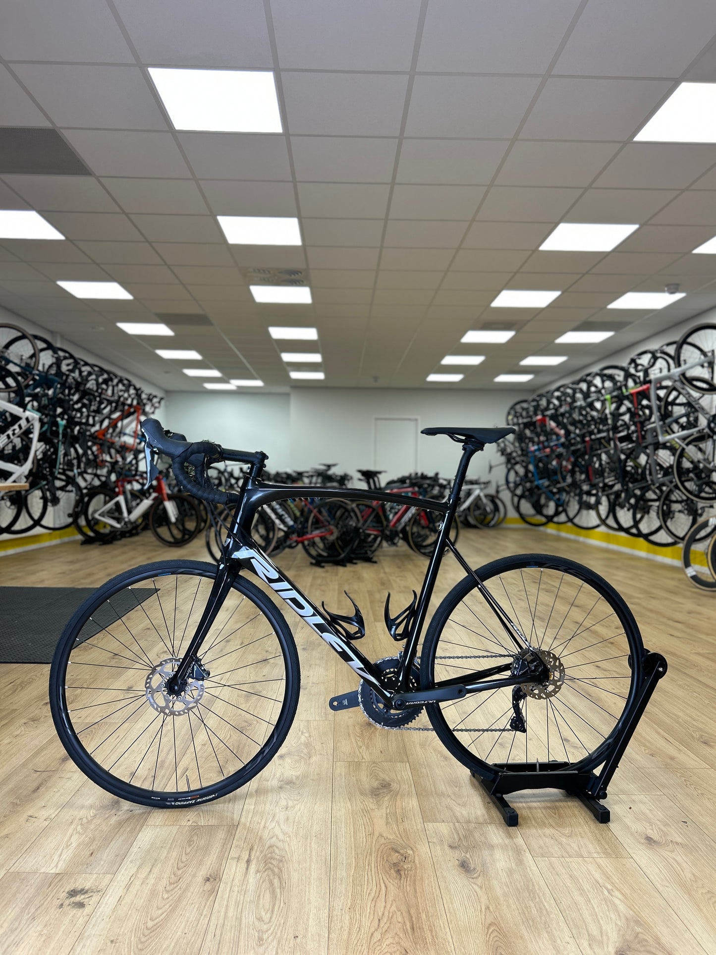 250km Ridley Fenix SL Carbon Racefiets