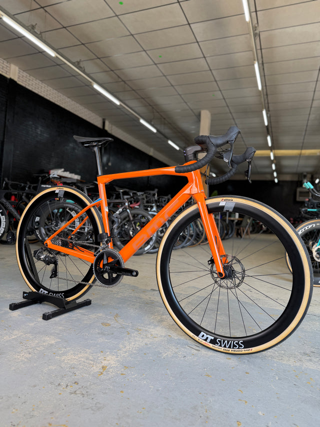 BMC Roadmachine ONE AXS Carbon Racefiets