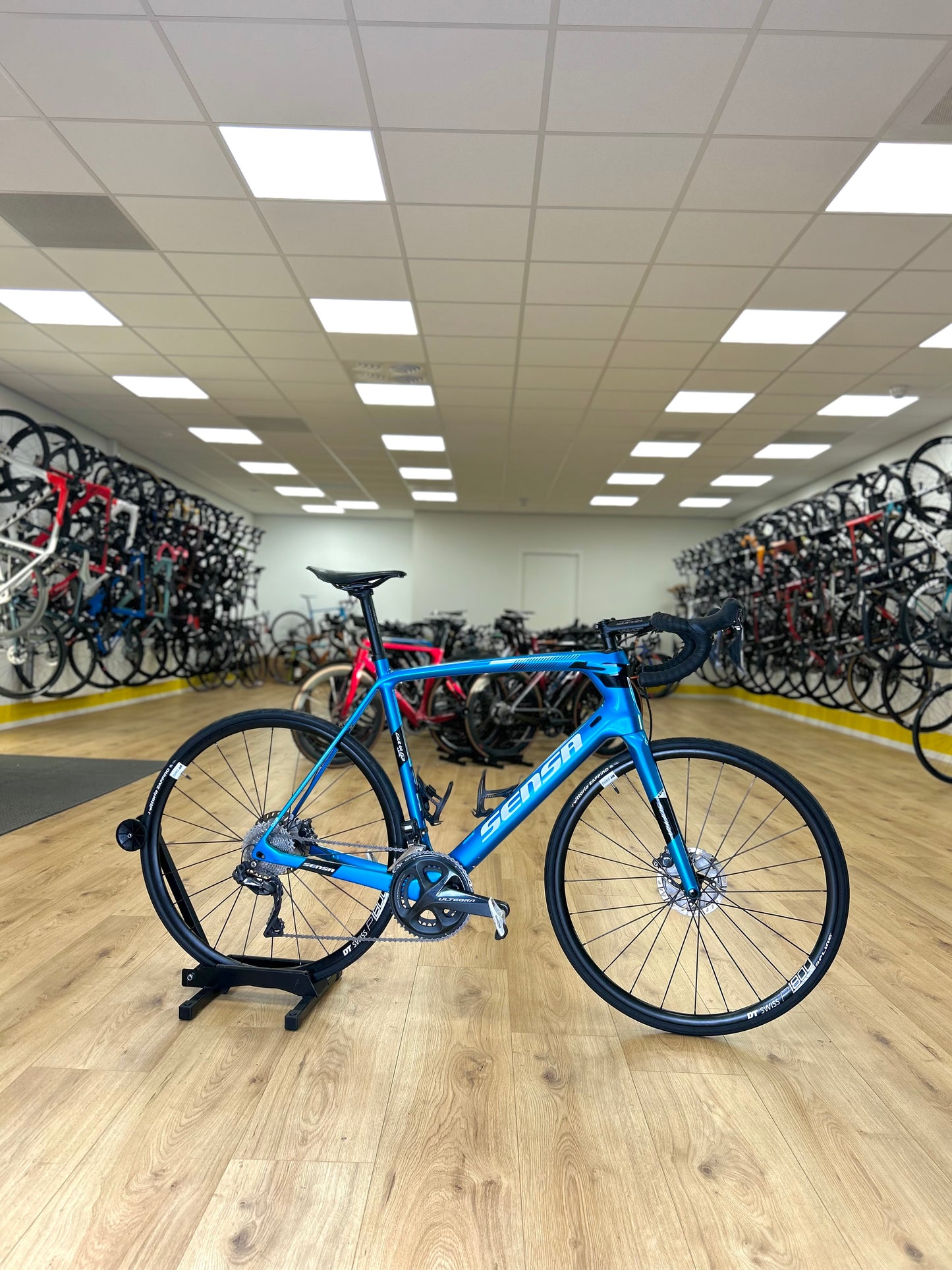 Sensa Giulia G3 Di2 Ultegra Carbon Road Bike