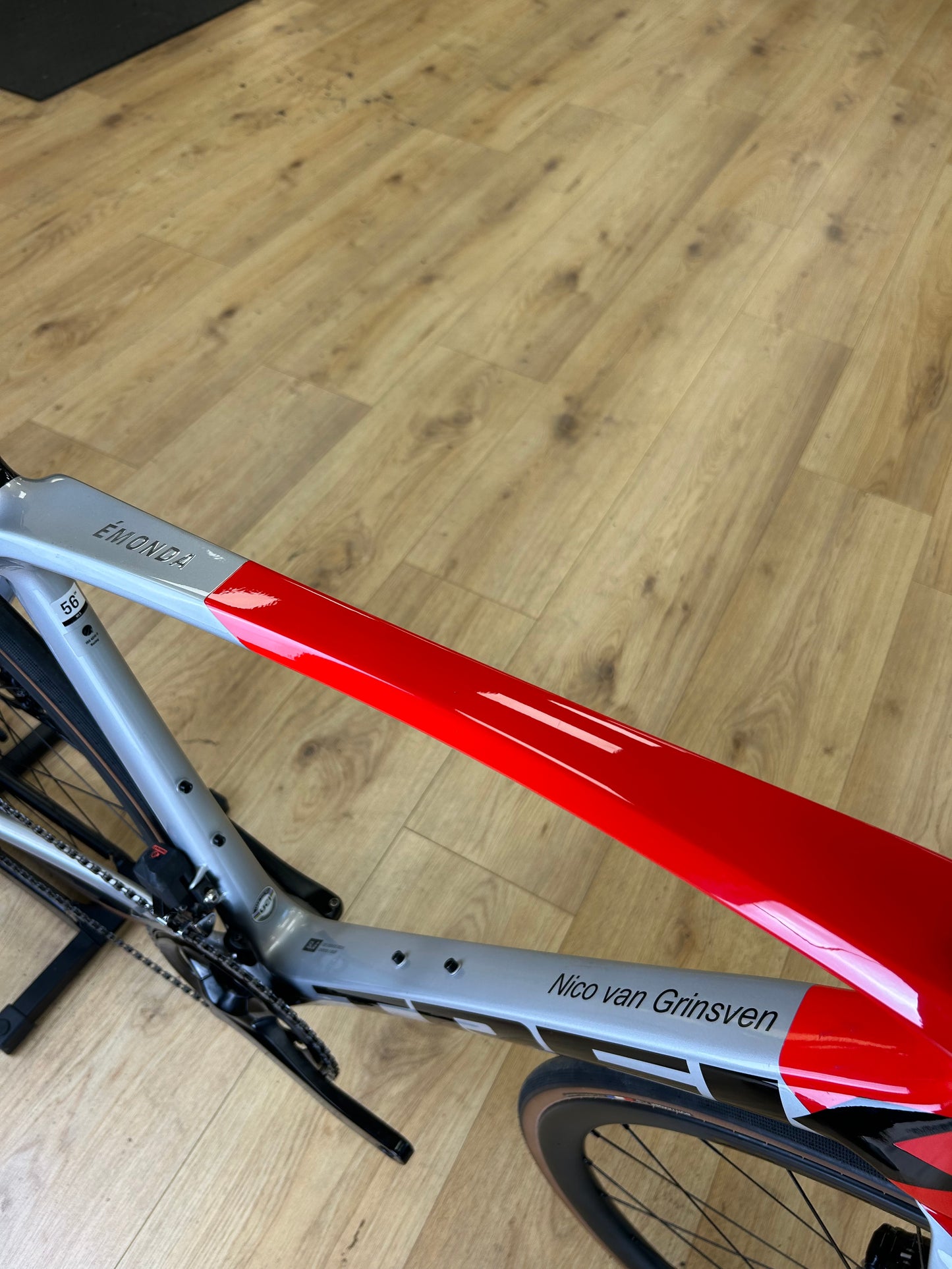Trek Emonda SL6 Di2 Carbon Disc Racefiets