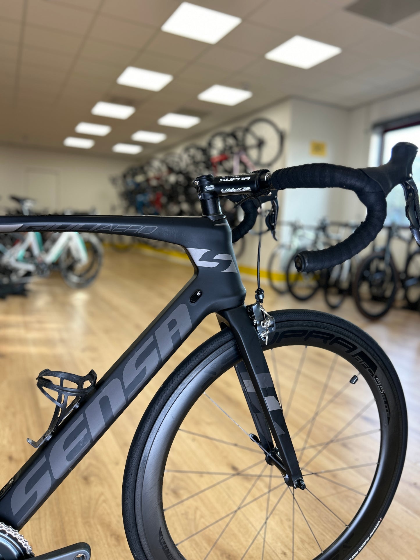 Sensa Giulia Aero Di2 Carbon Racefiets