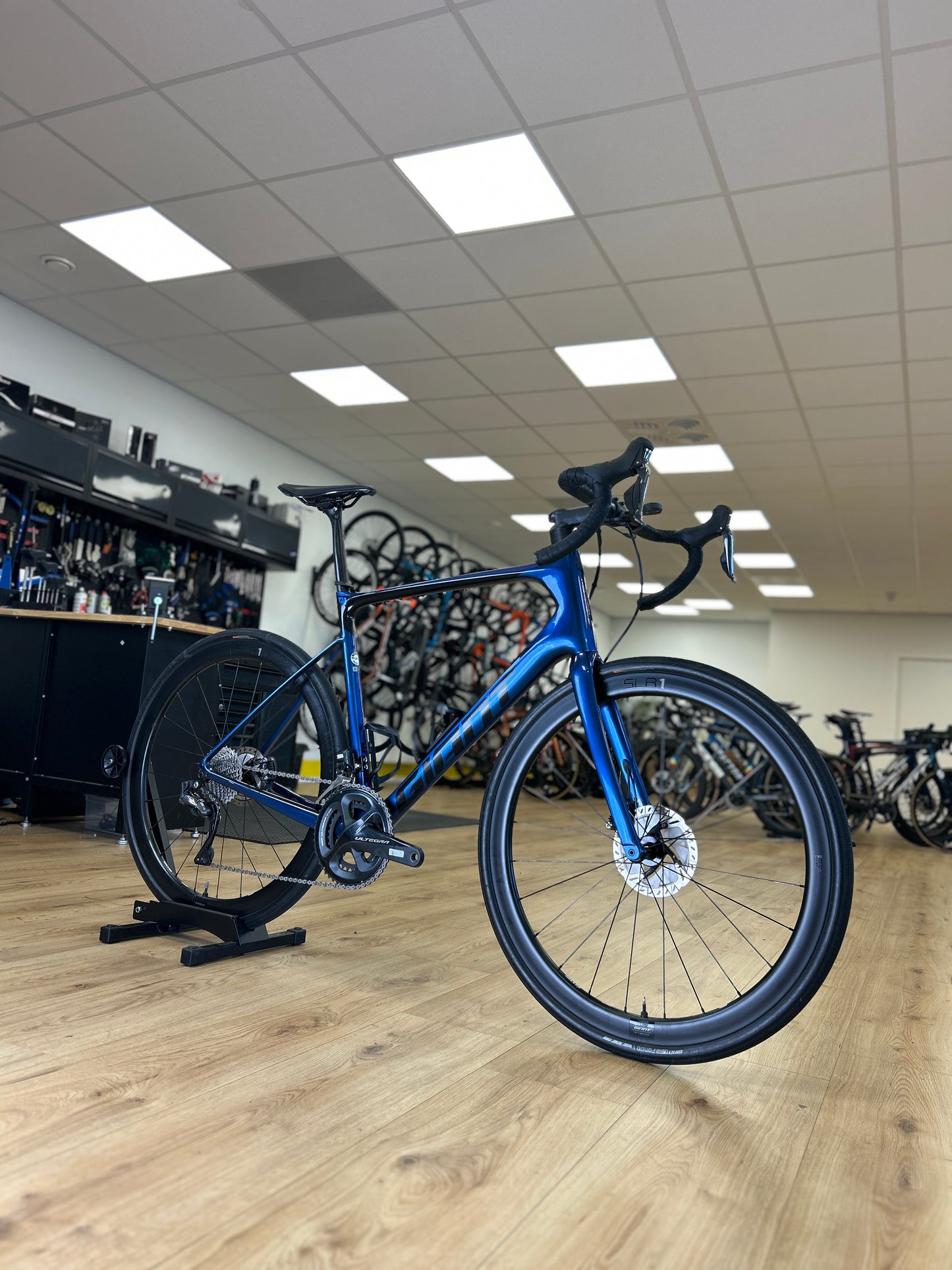 Giant Defy Advanced Pro 1 Di2 Carbon Racefiets