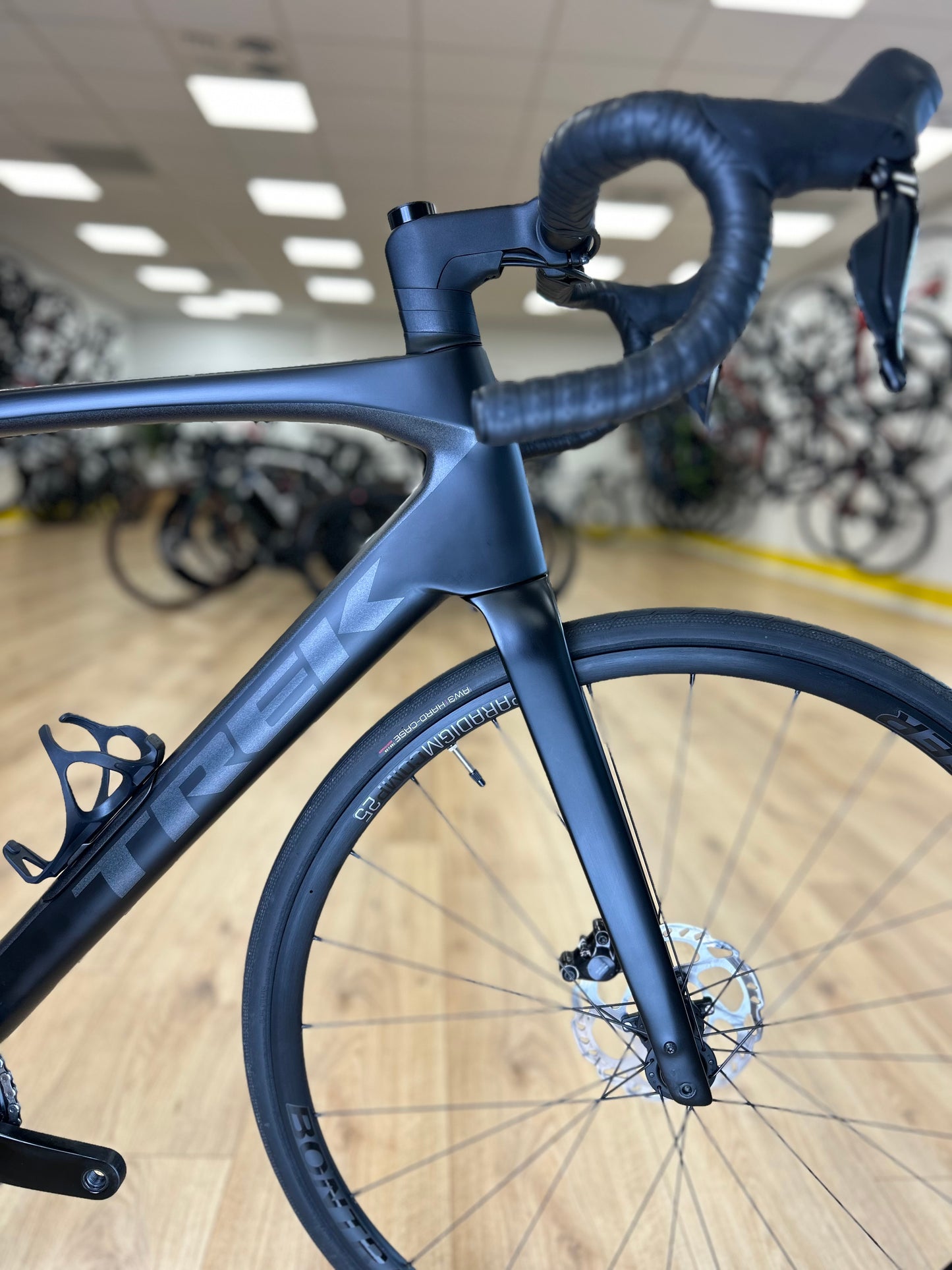 500kmTrek Domane Sl6 Di2Carbon Disc Racefiets