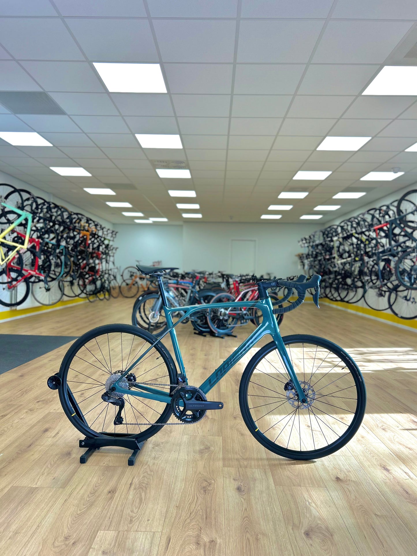 SHOWROOMMODEL Lapierre Pulsium Di2 Ultegra Racefiets