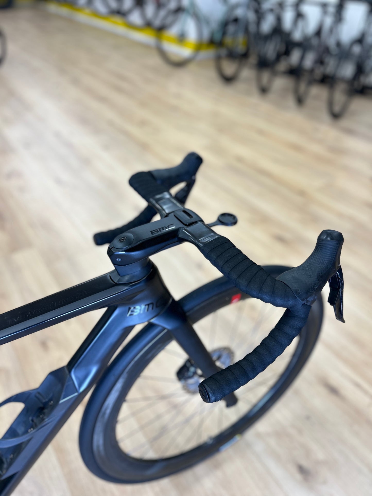BMC TimeMachine Di2 Carbon Disc Racefiets