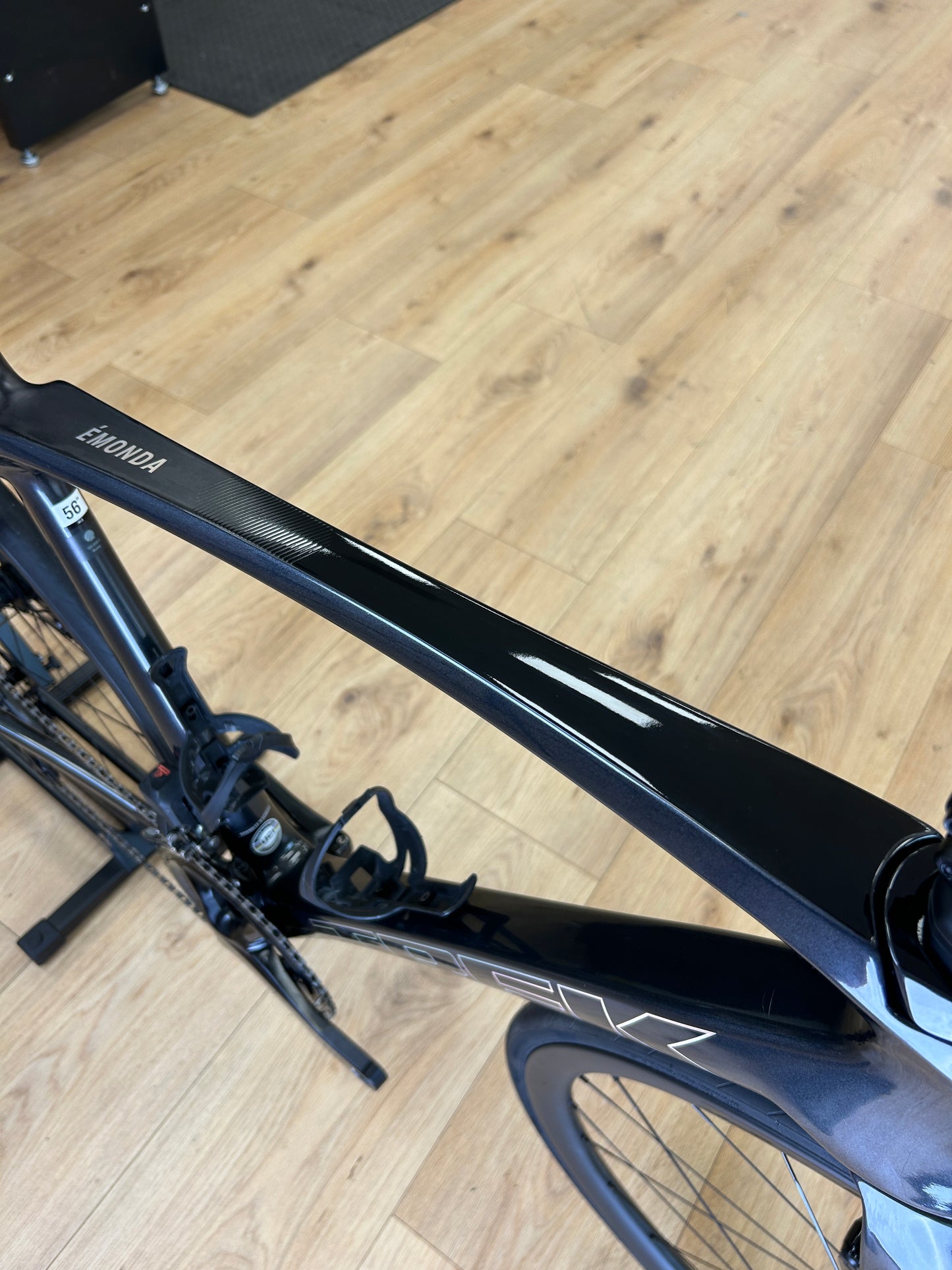 250km Trek Émonda SL6 Di2 Carbon Racefiets