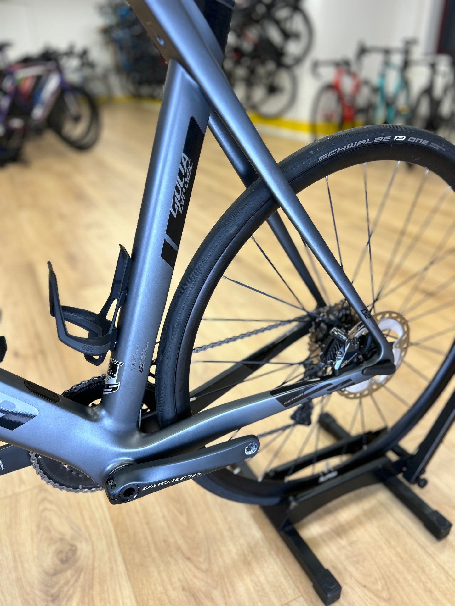 Sensa Giulia Evo MT61 Ultegra Carbon Disc Road Bike