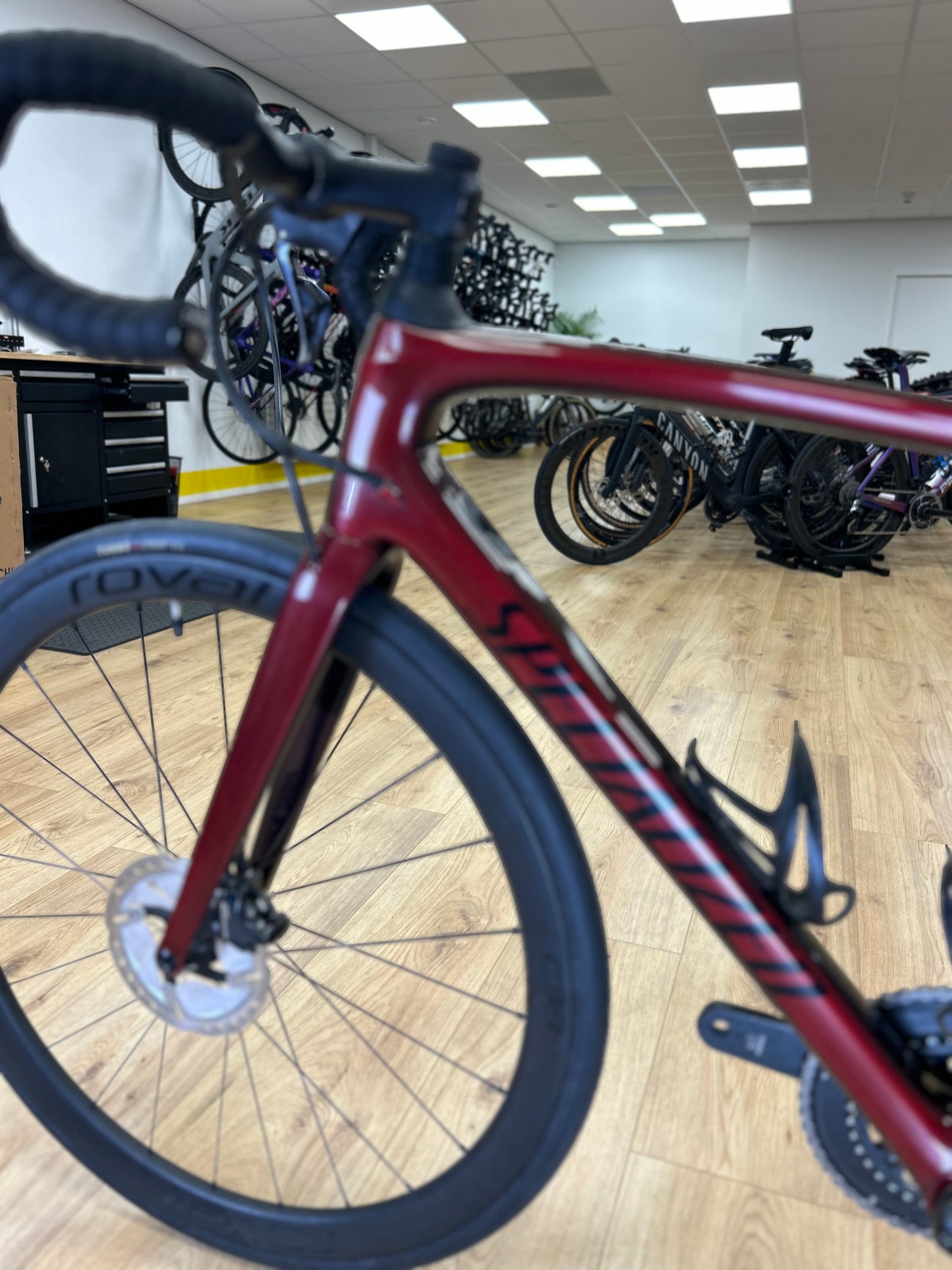 Specialized Roubaix Expert Di2 Carbon Disc Racefiets
