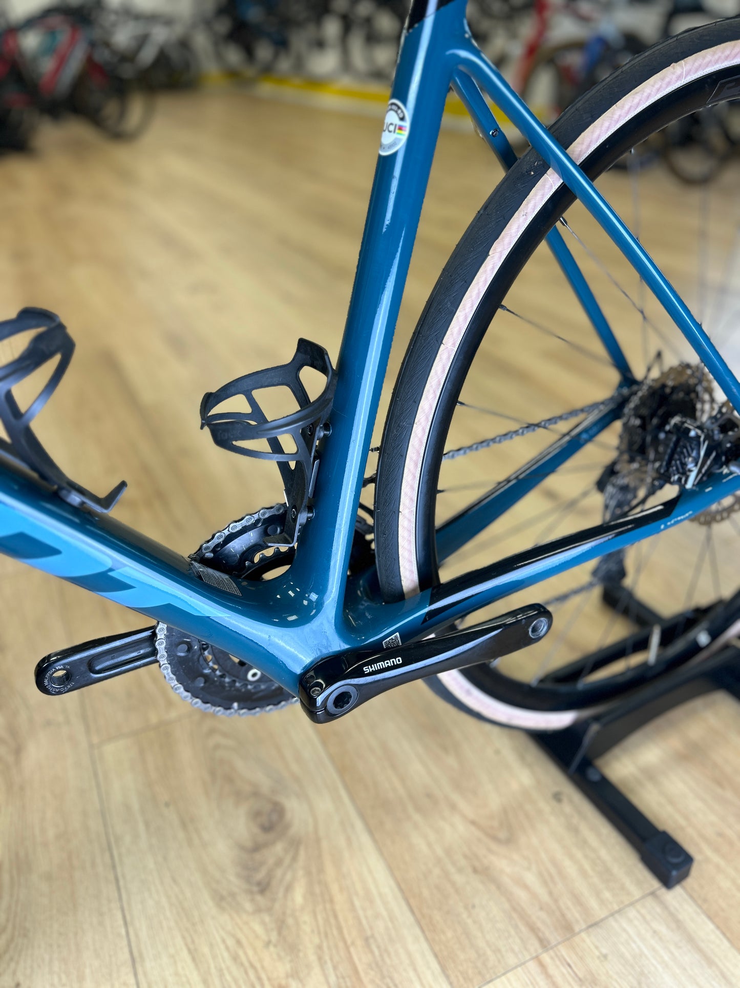 Giant Defy Carbon Racefiets