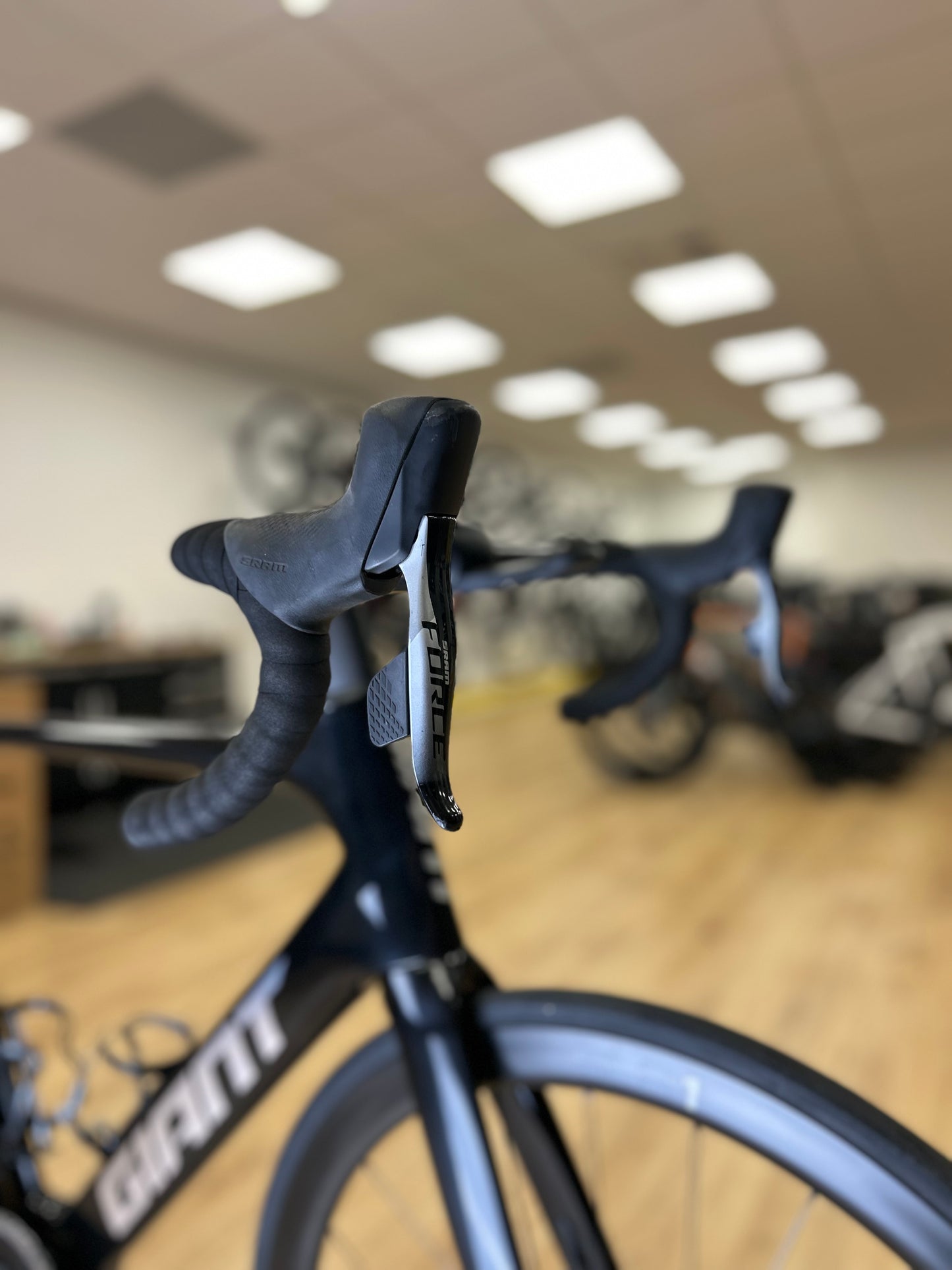 Giant Propel Advanced SL AXS Carbon Road Bike