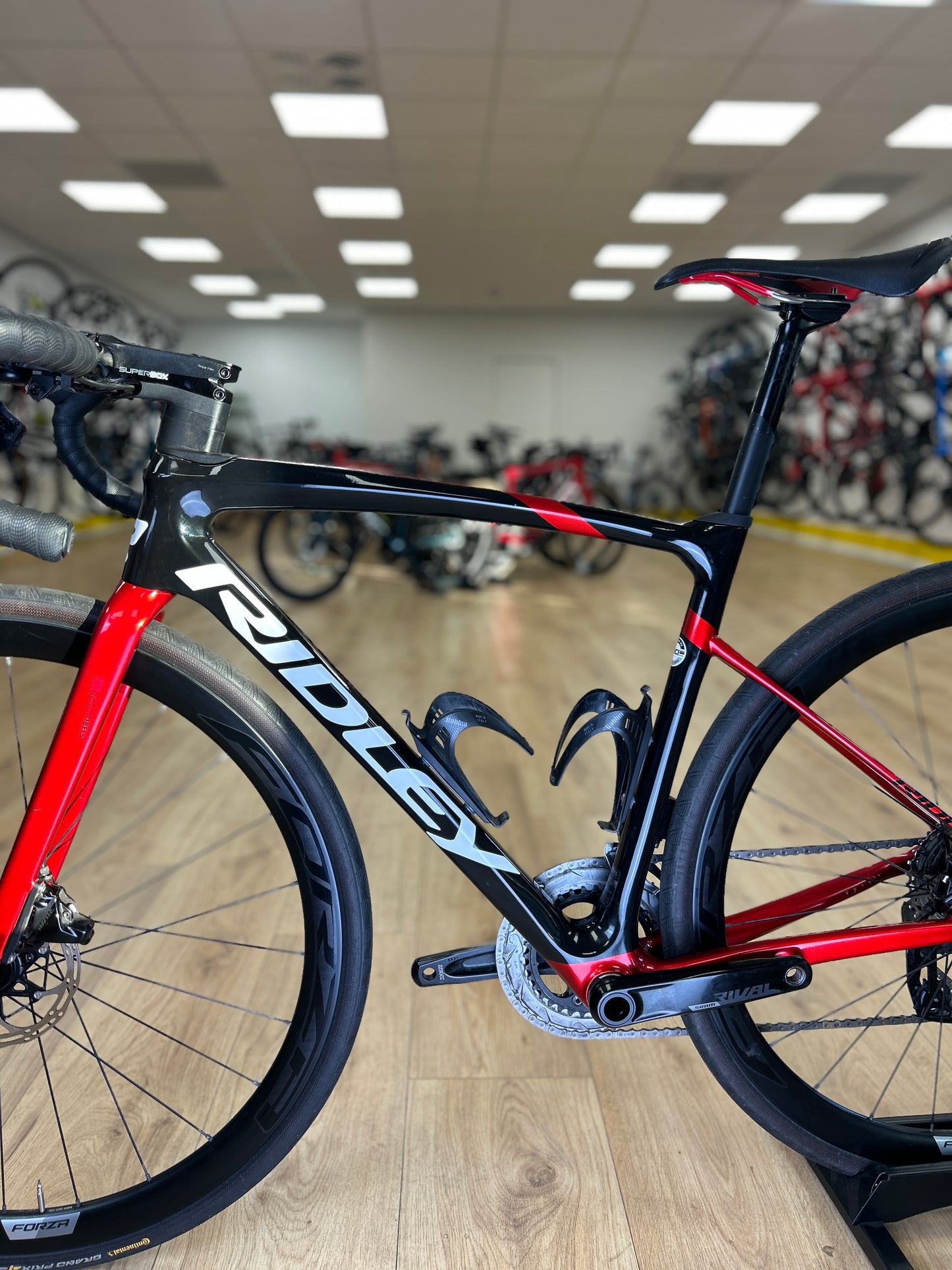 Ridley Fenix SLiC AXS Carbon Racefiets