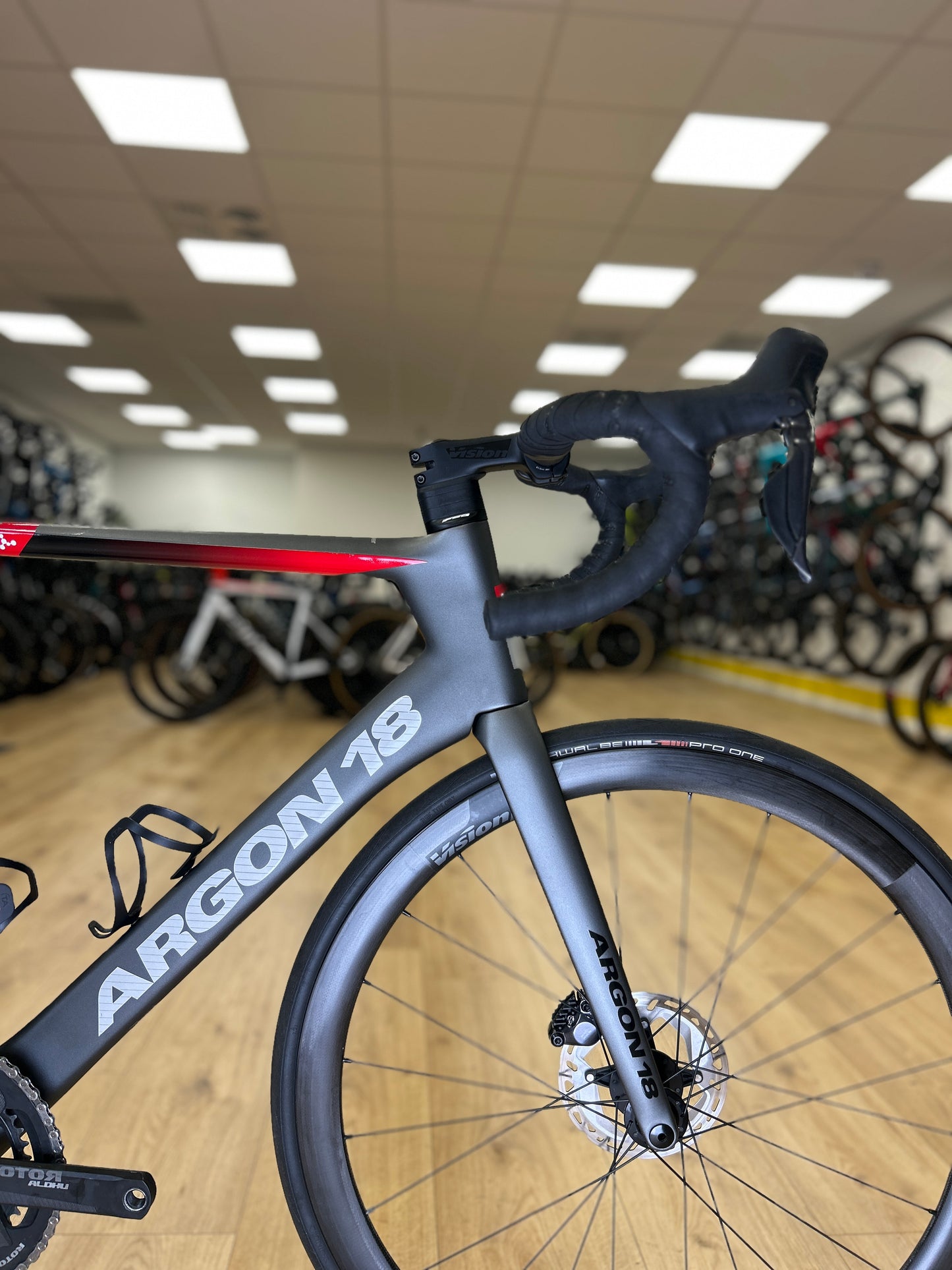 Argon 18 Nitrogen Di2 Carbon Racefiets