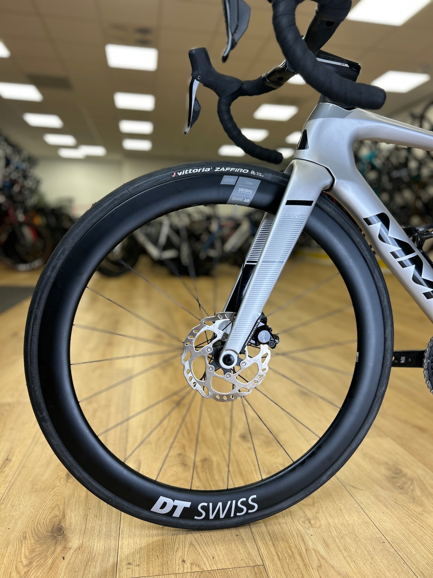 MMR Aero Adrenaline Di2 Carbon Racefiets