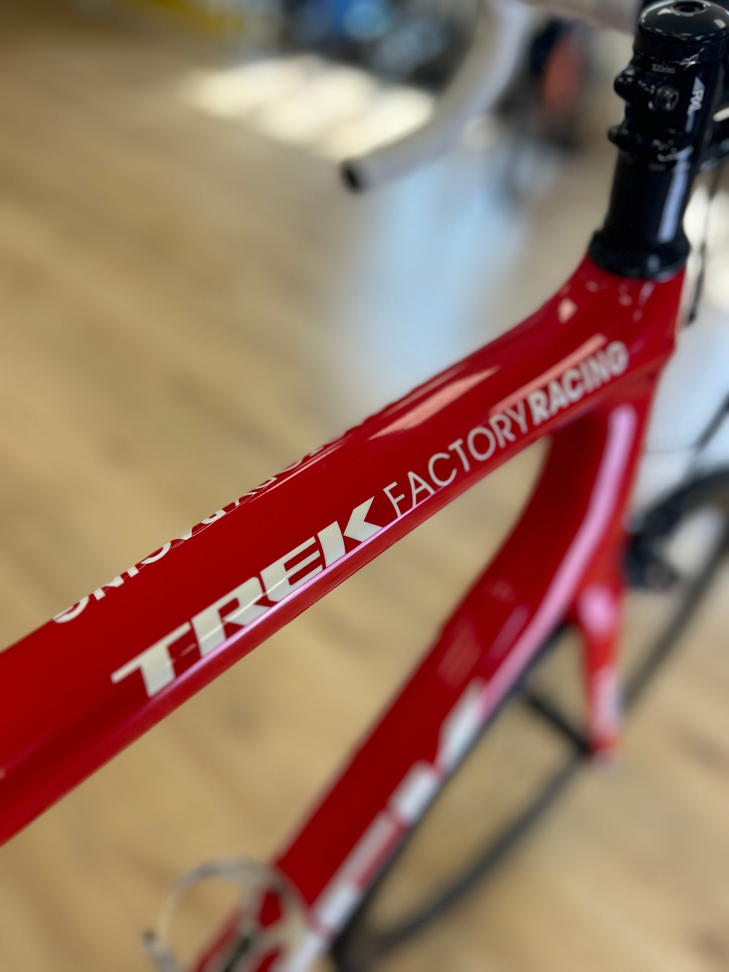 XXL Trek Domane Di2 Full Carbon Road Bike