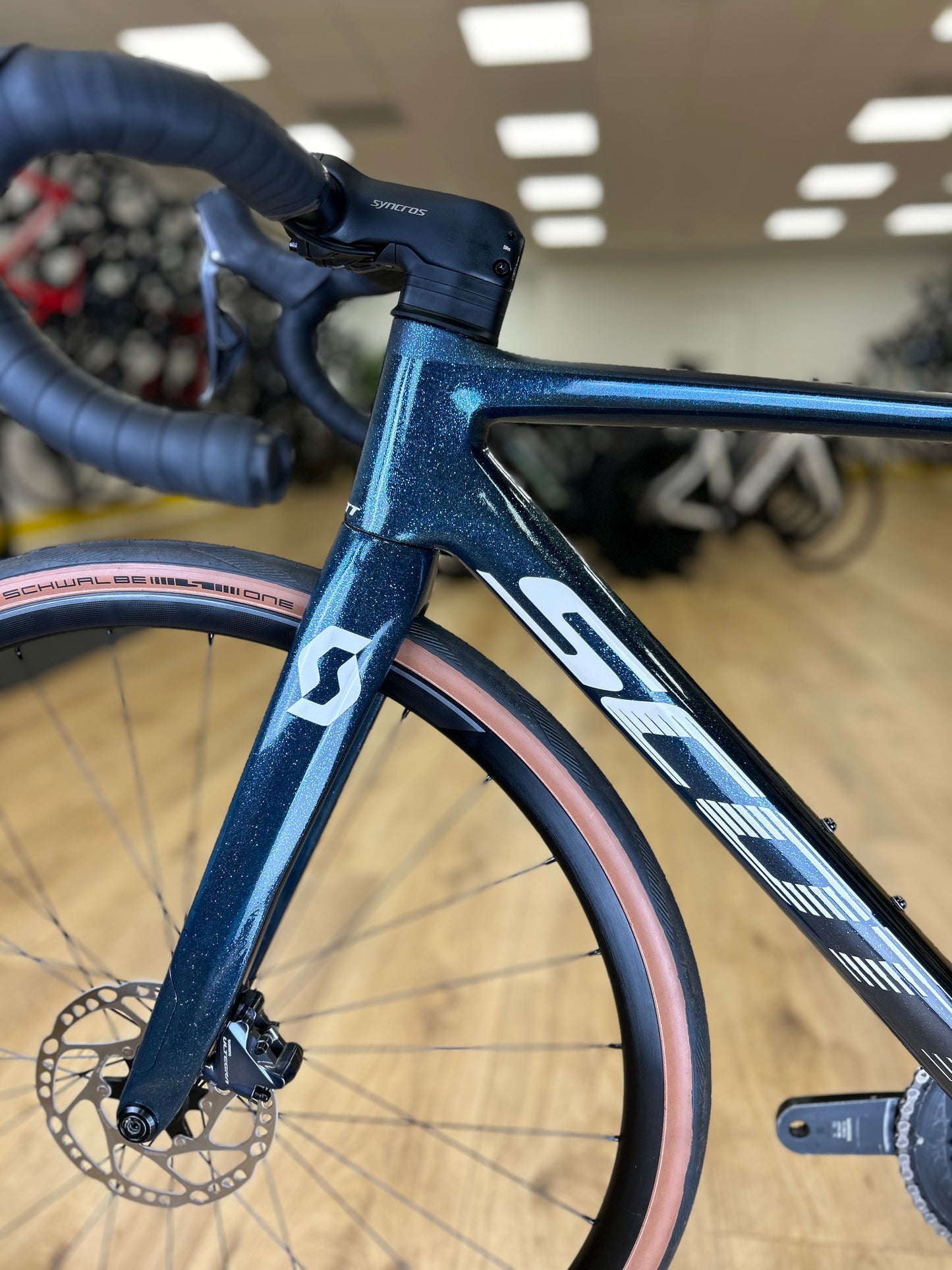 Scott Addict RC Di2 Carbon Disc Racefiets