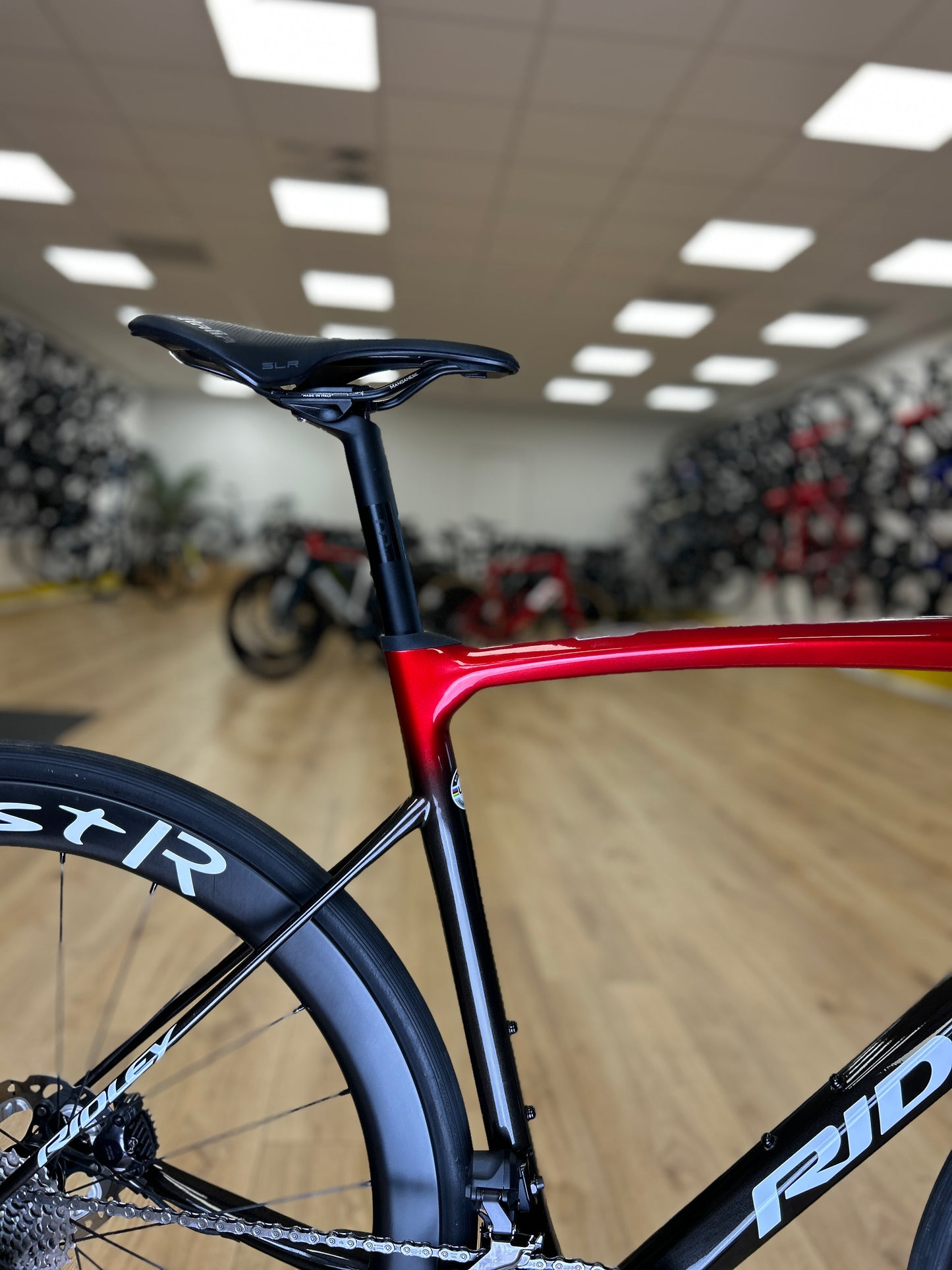 500km Ridley Fenix SLiC Di2 Carbon Racefiets