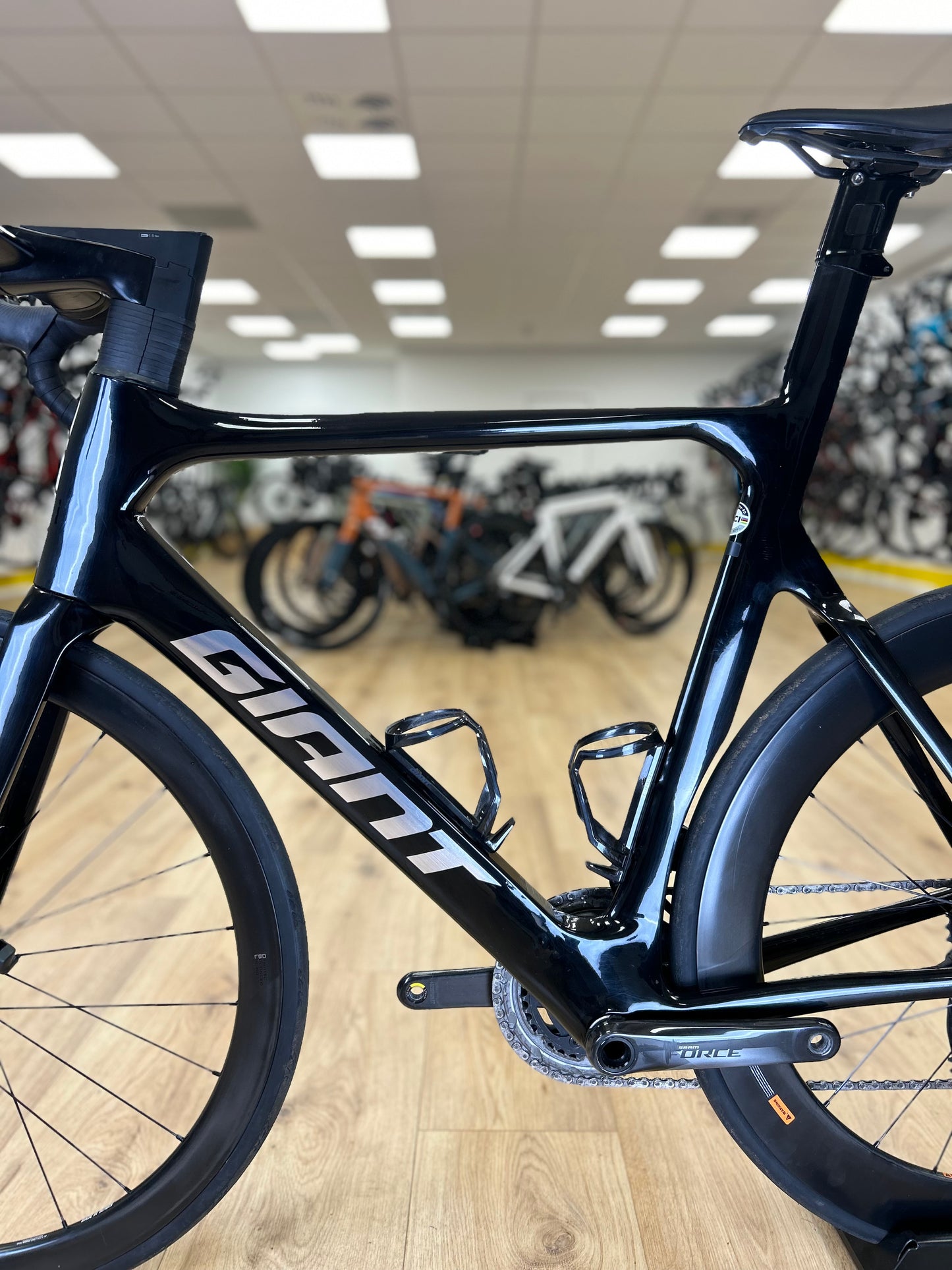 Giant Propel Advanced SL AXS Carbon Road Bike