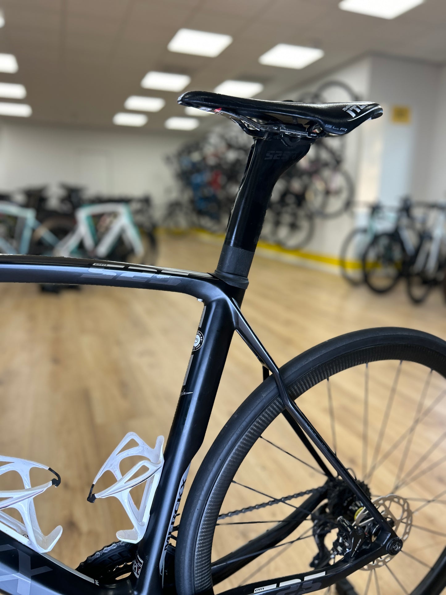 Eddy Merckx EM525 Disc Carbon Racefiets