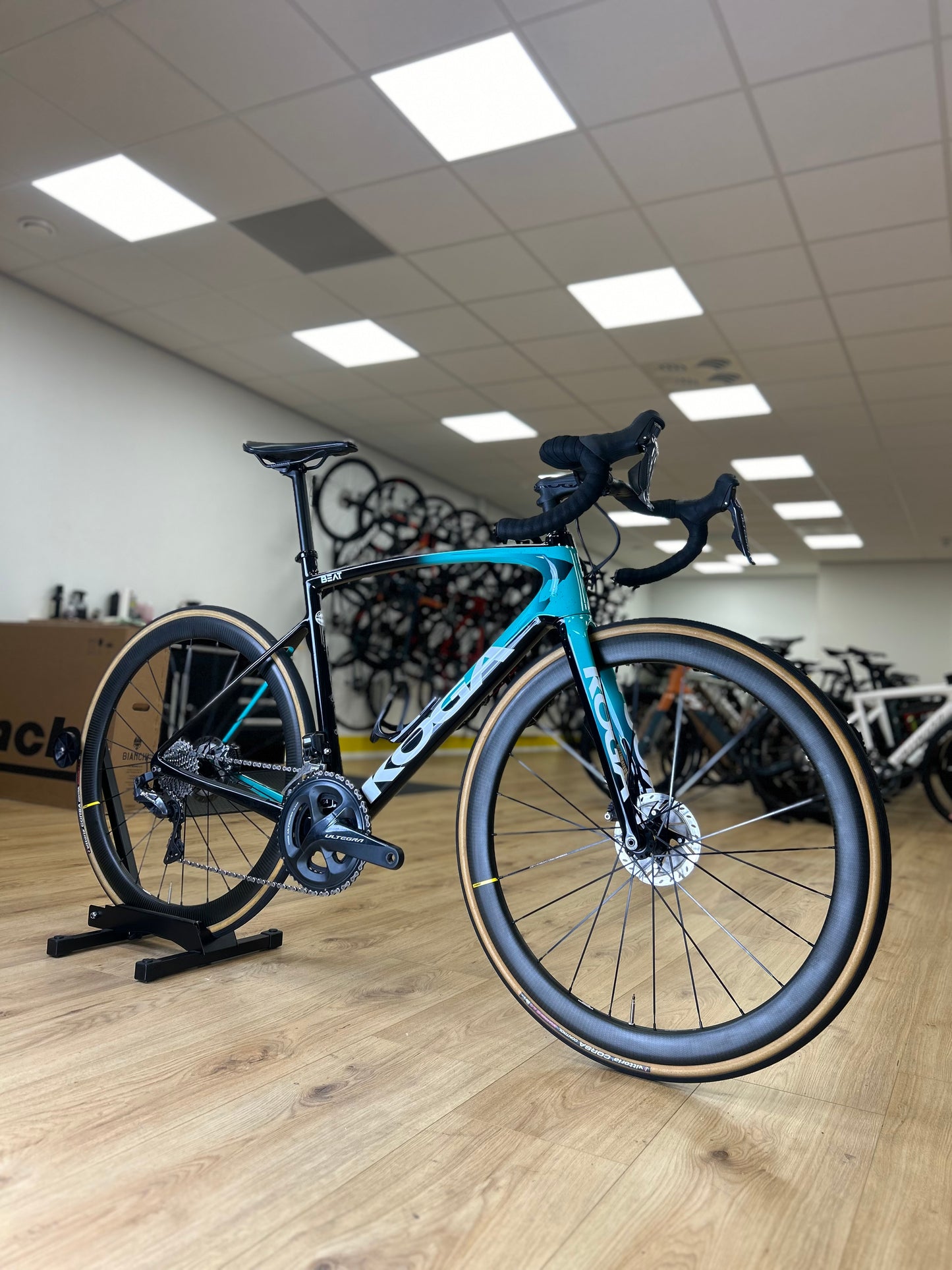 Koga Beat Premium Di2 Ultegra Disc Carbon Racefiets