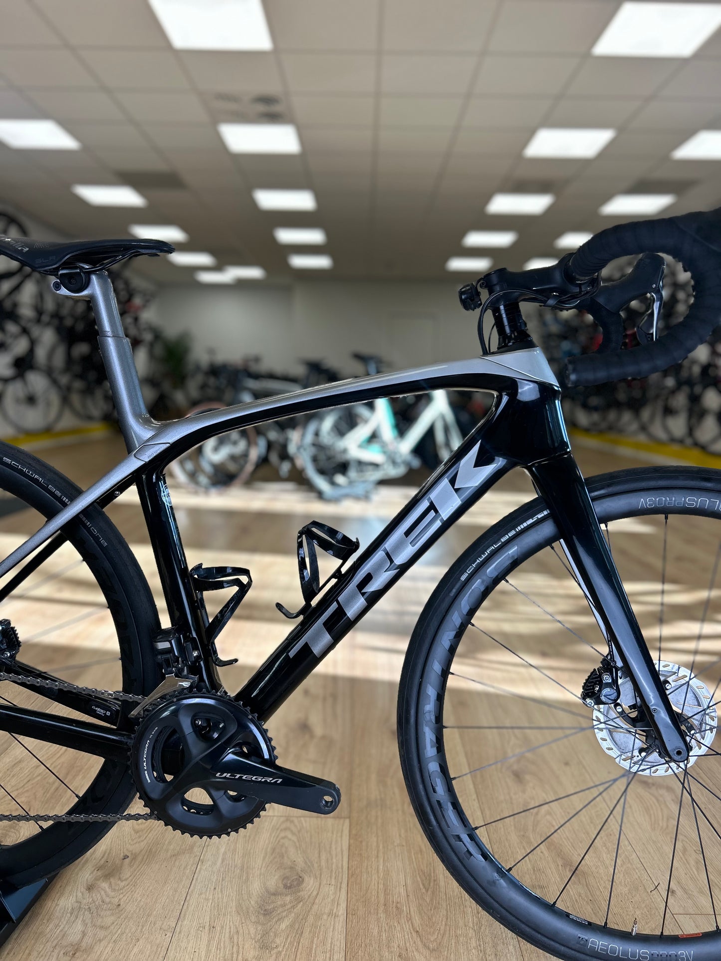 Trek Domane SLR7 Carbon Disc Racefiets