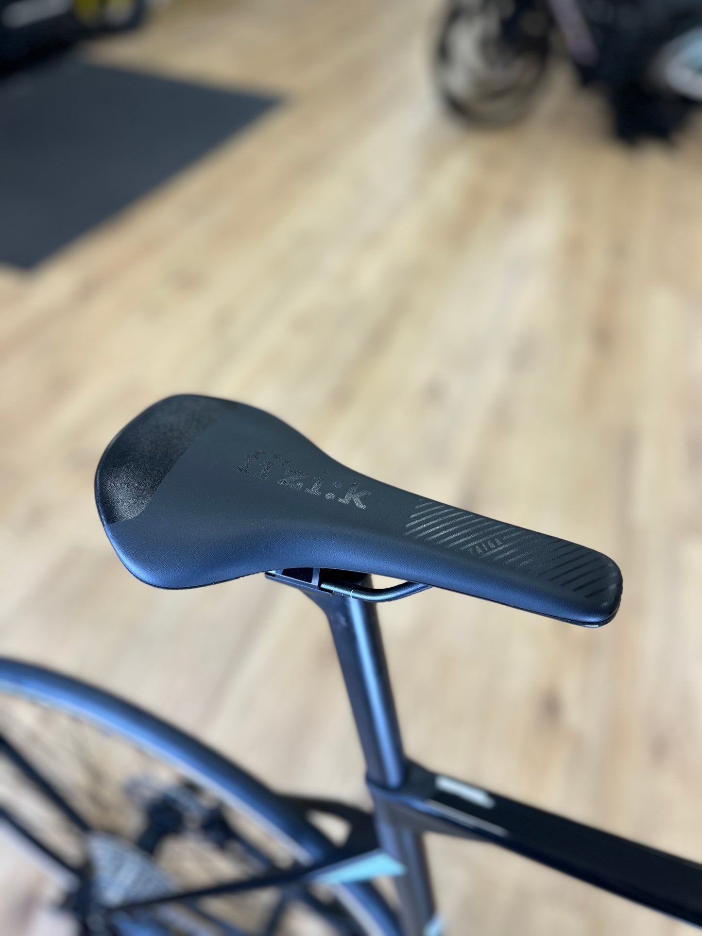 NEW BMC RoadMachine Di2 Carbon Disc Racefiets