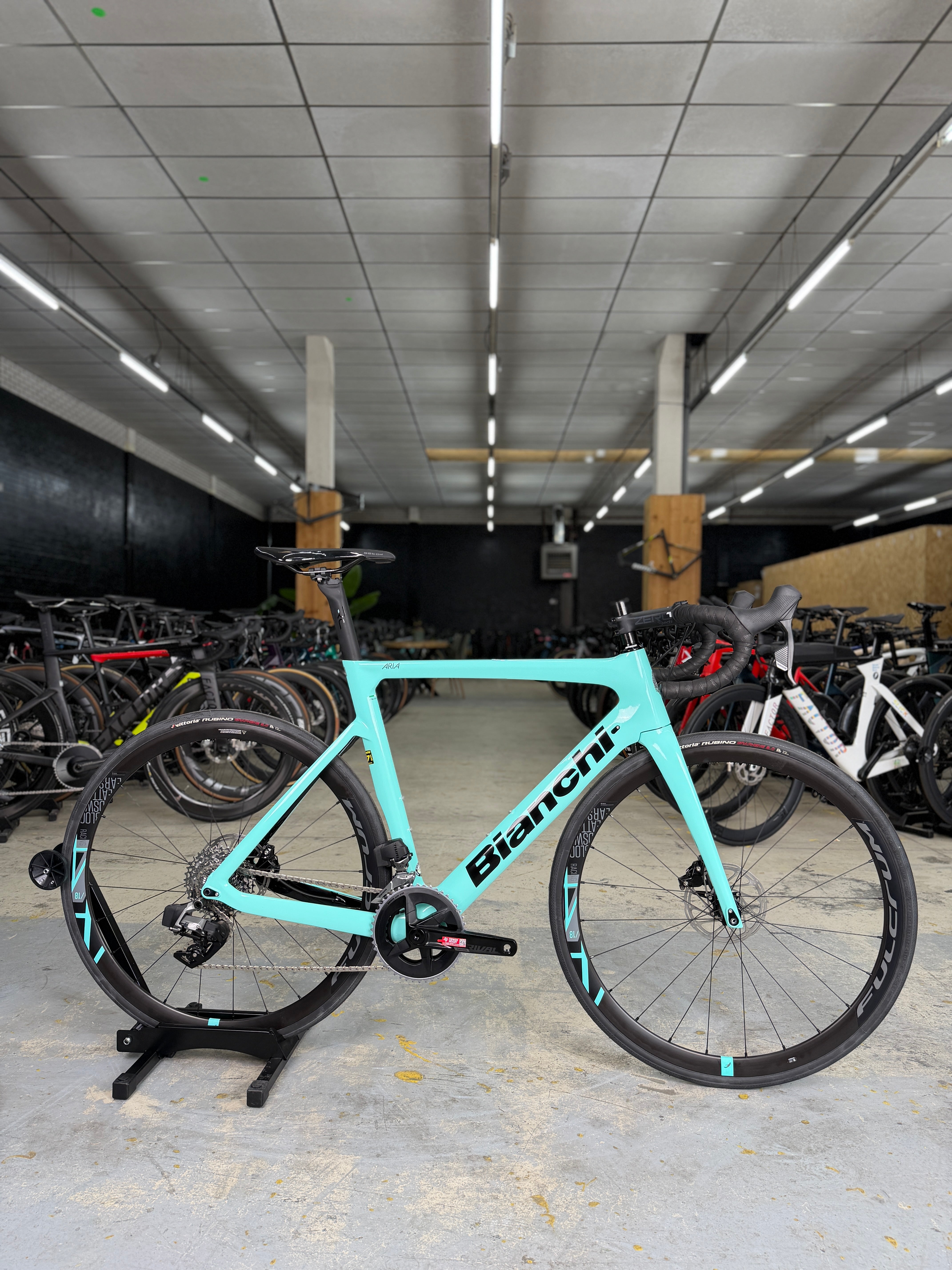 bianchi aria disc road bike NEW AXS Carbon Race – Racefiets013 The integrated cable routing Rod Model:TSAWESS-1202XXH Black Football Helmet in SALTWATER RODS