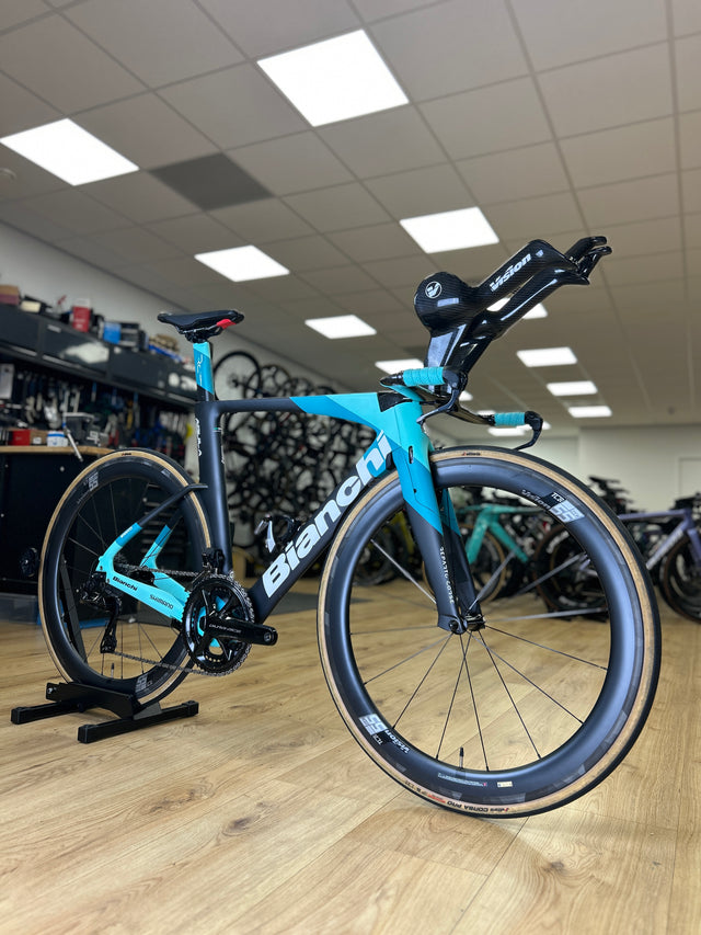 Bianchi Aquila CV Di2 Carbon Racefiets