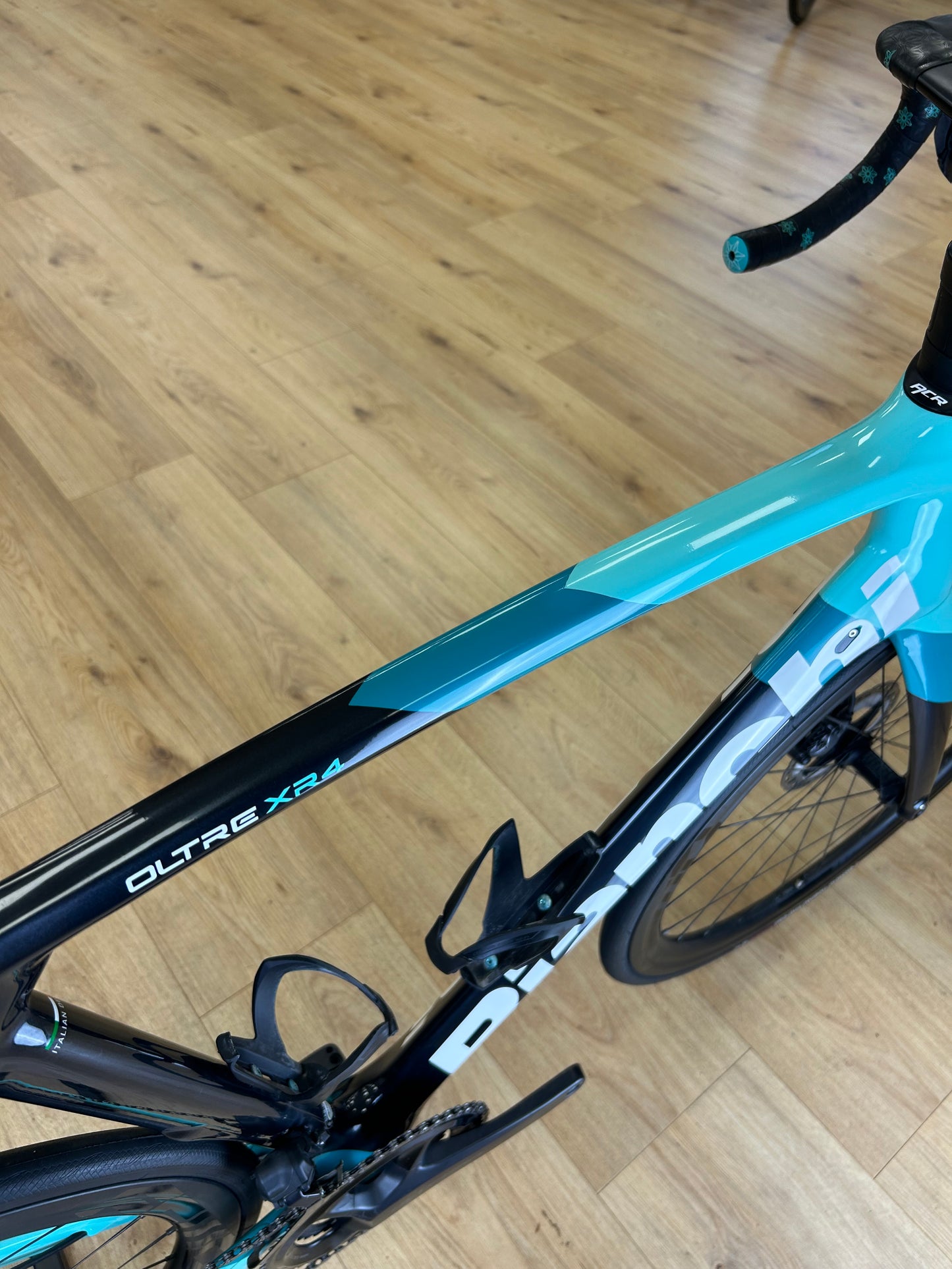 Bianchi Oltre xr4 Di2 Carbon Disc Racefiets