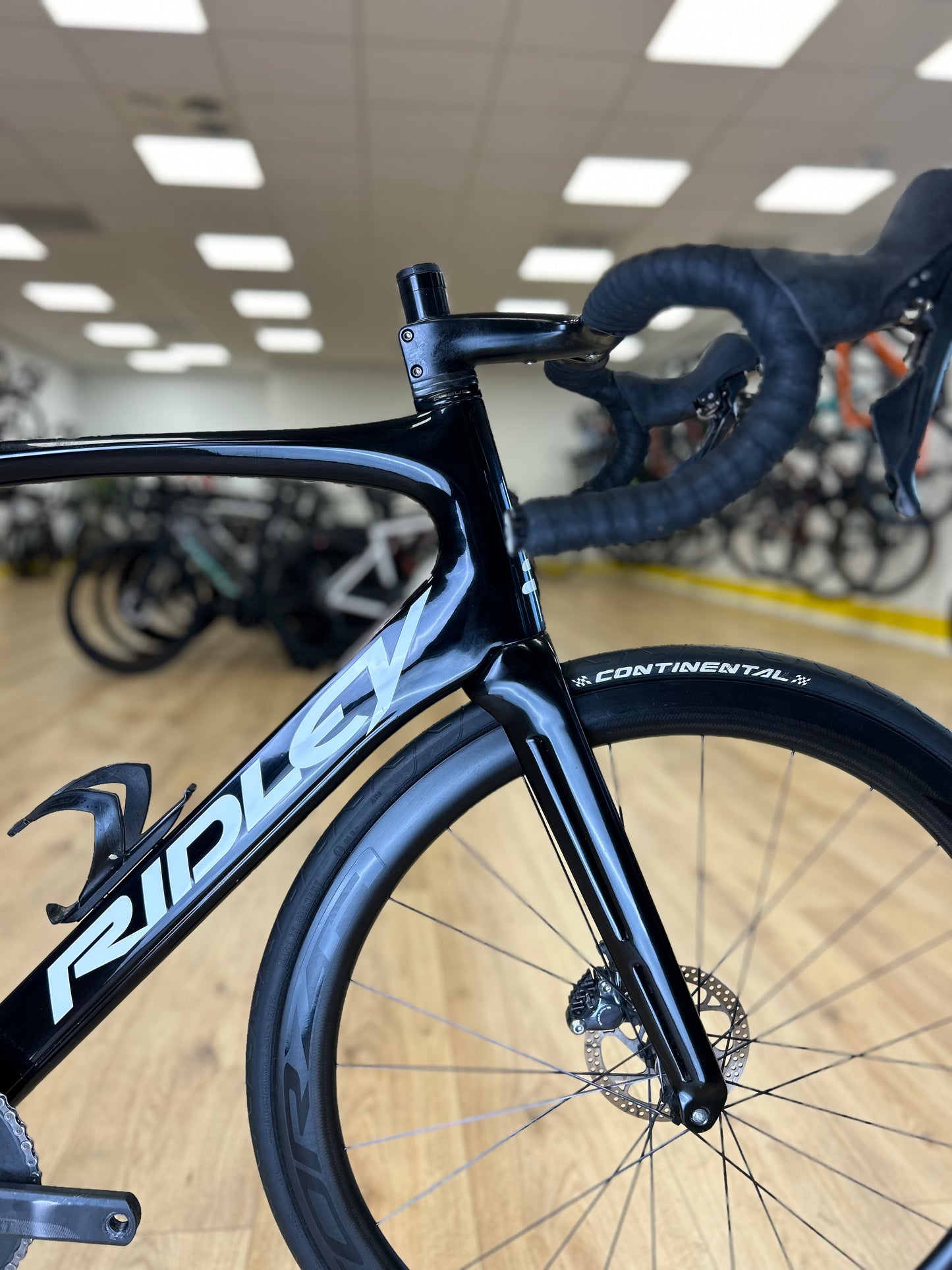 Ridley Noah Ultegra Carbon Disc Racefiets