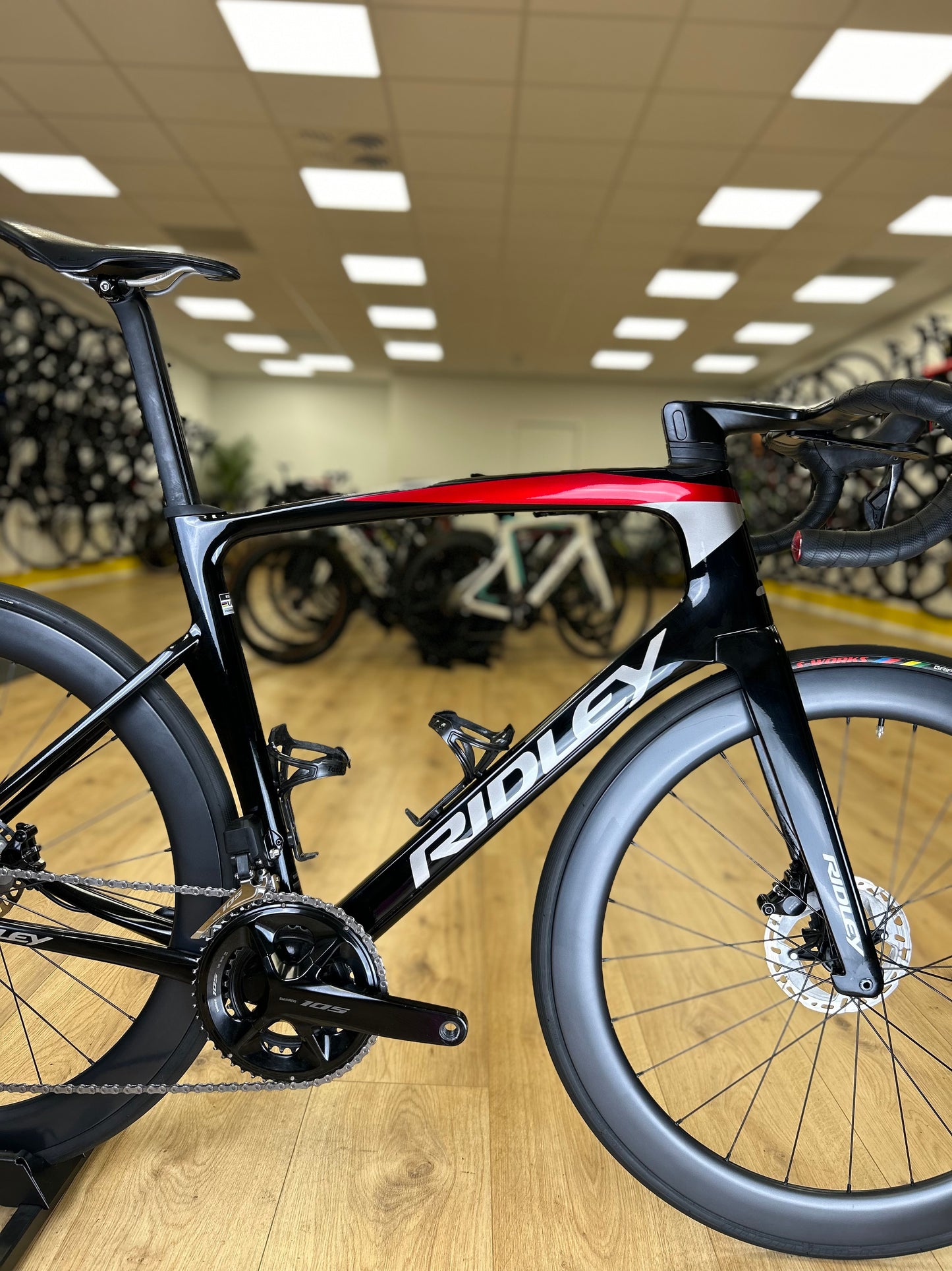 Ridley Noah Di2 Carbon Disc Racefiets