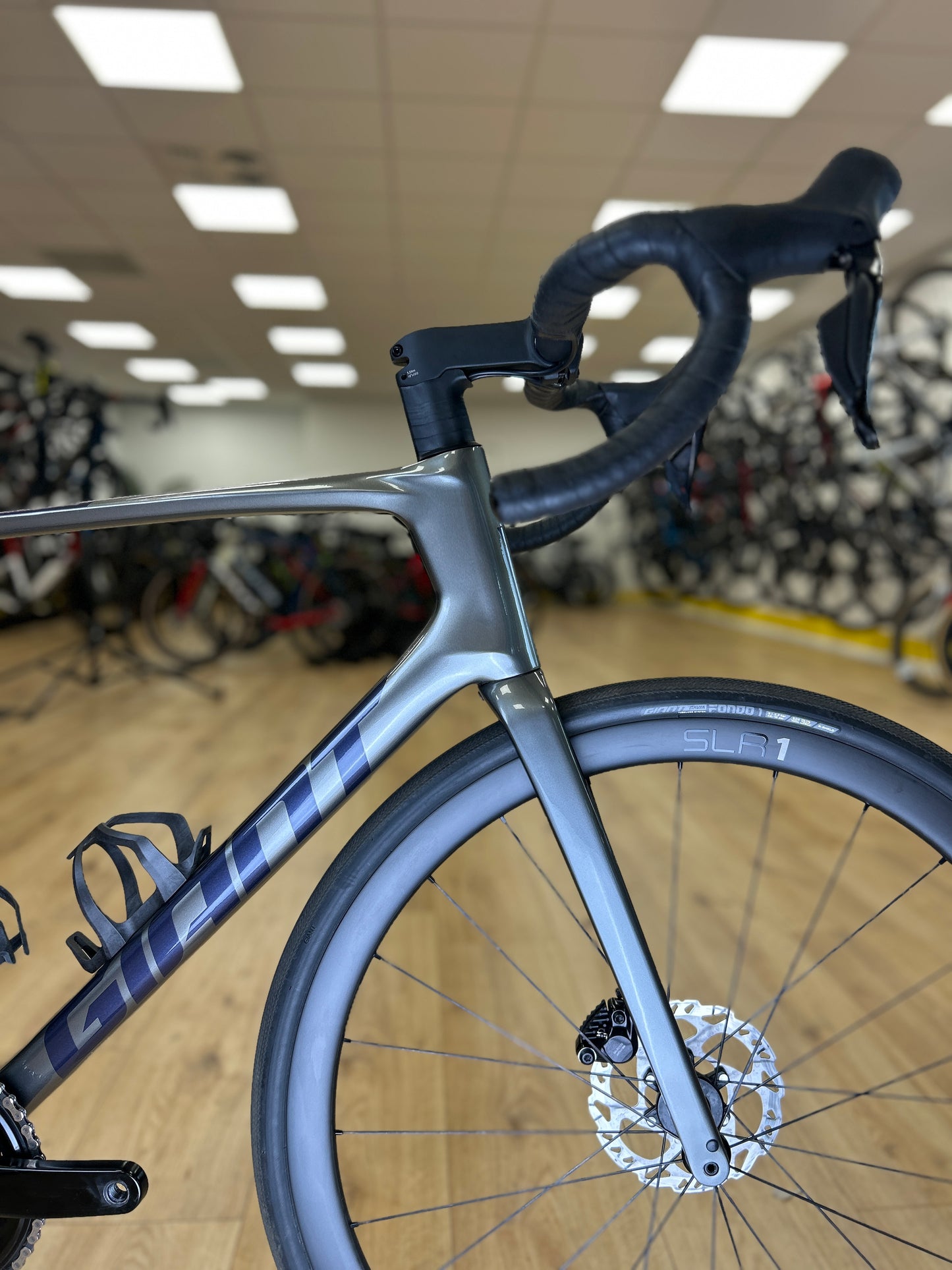 Giant Defy Advanced Di2 Carbon Racefiets