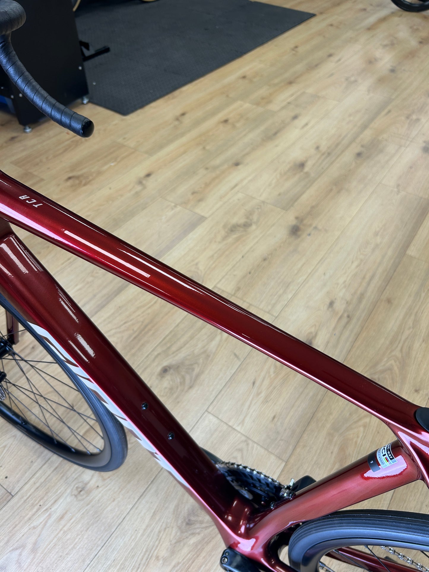 Demo Giant TCR Advanced 1 Di2 Carbon Road Bike