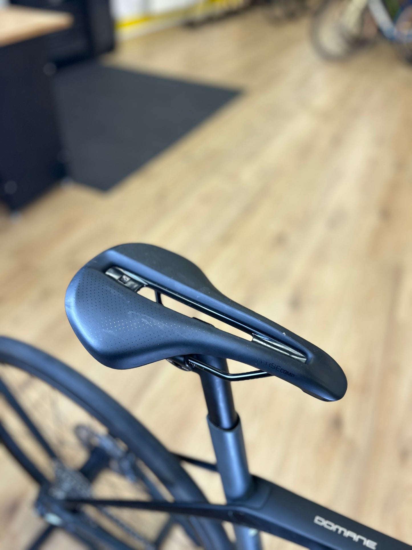Trek Domane SL7 Di2 Carbon Racefiets