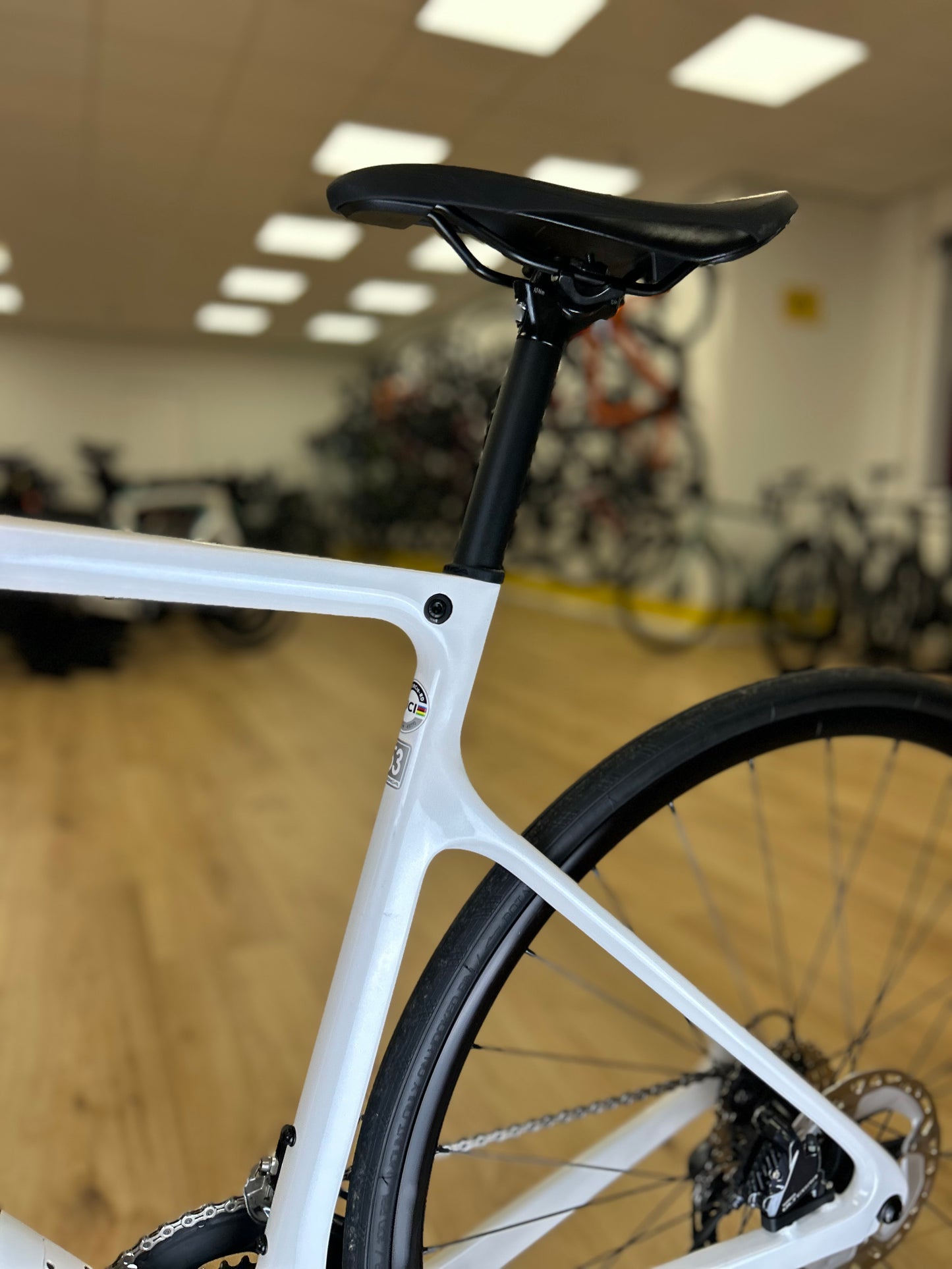 SHOWROOM MODEL Orbea Orca M20 Carbon Disc Racefiets