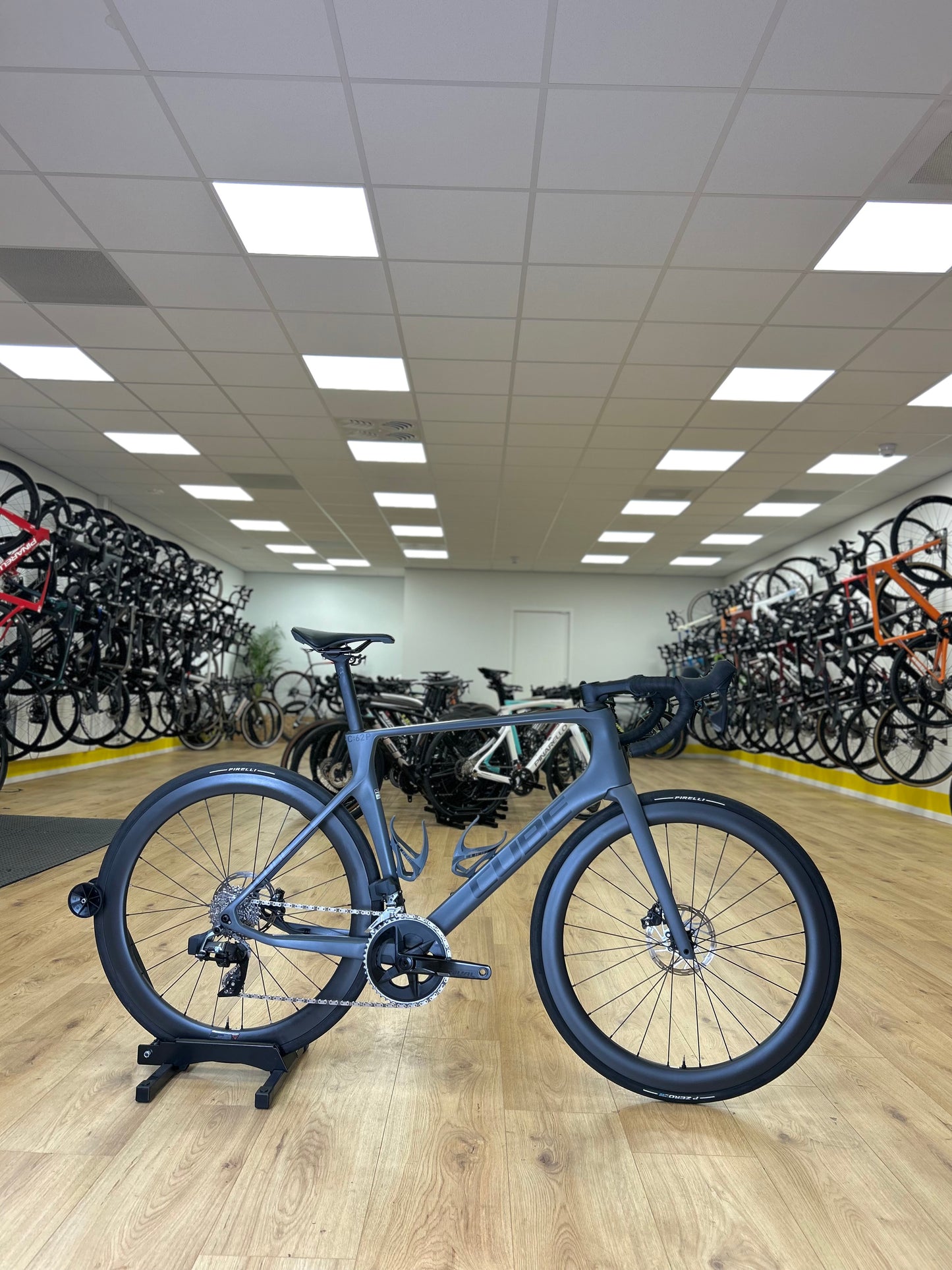 Cube Agree AXS Carbon Disc Racefiets