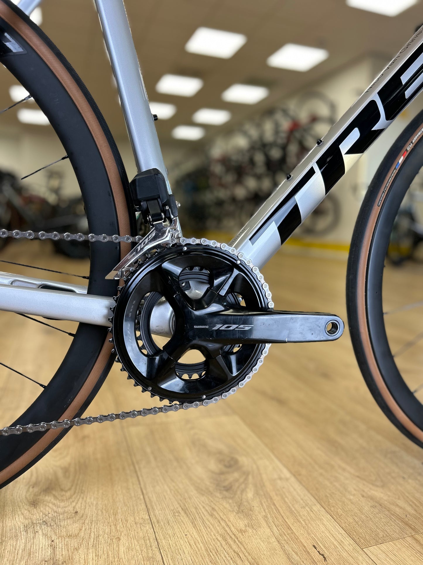 Trek Emonda SL6 Di2 Carbon Disc Racefiets