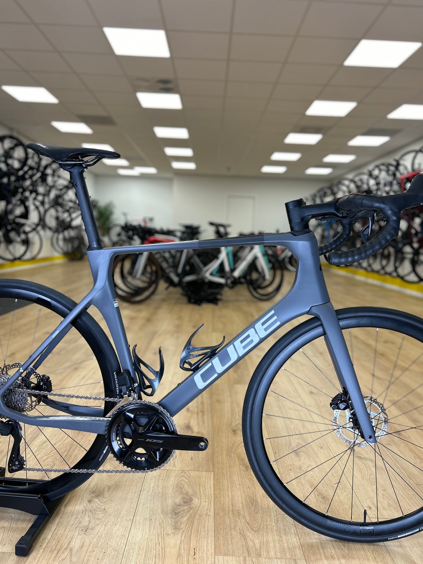 1000km Cube Agree C62 DI2 Carbon Disc Road Bike