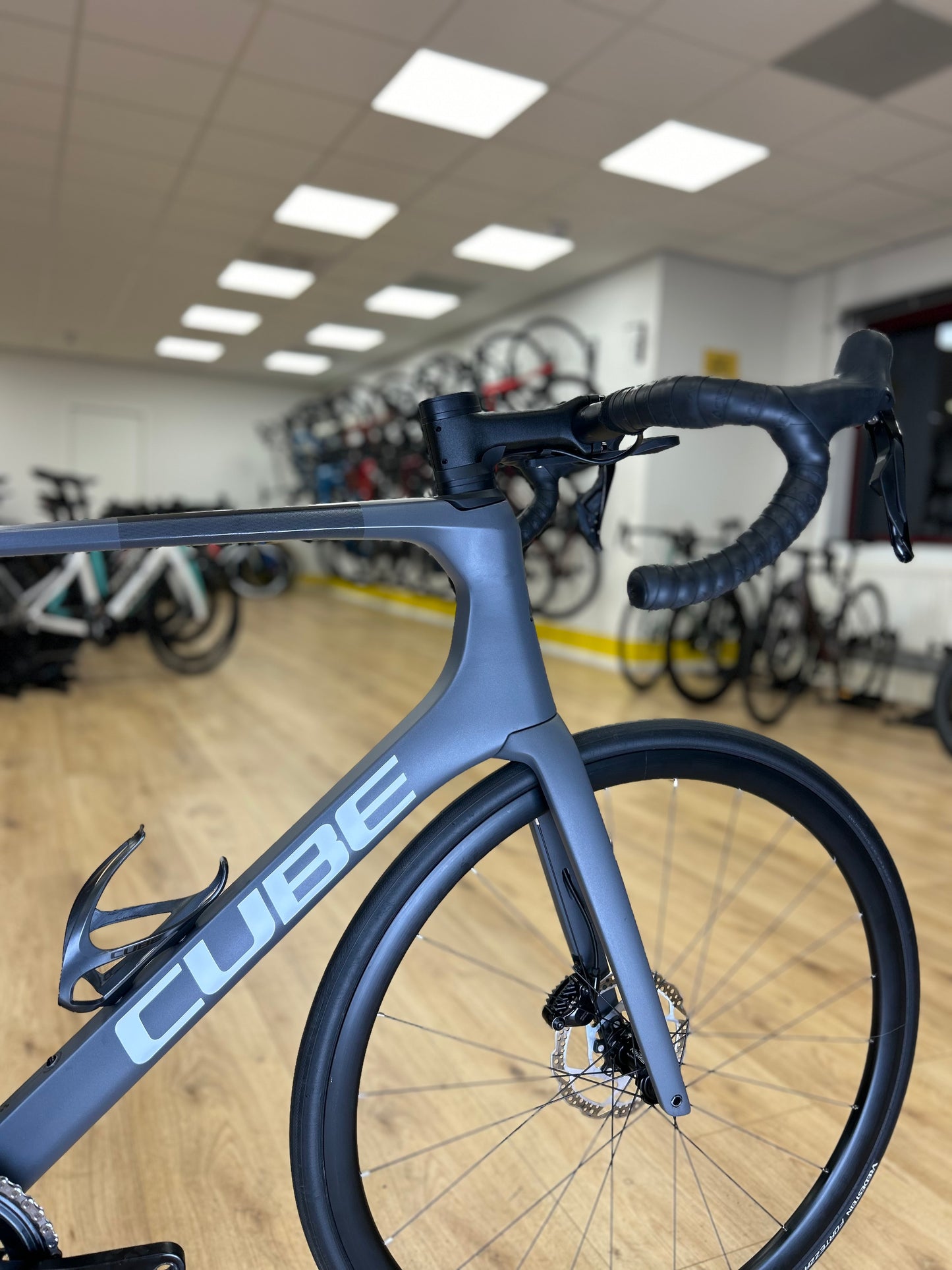 1000km Cube Agree C62 DI2 Carbon Disc Road Bike