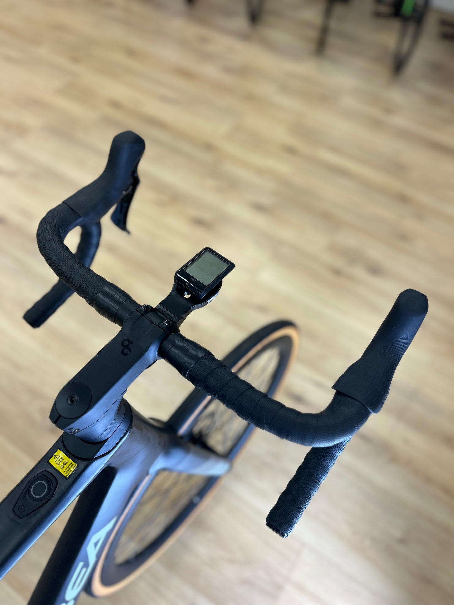 0km Showroom Model Orbea Gain M20 Ultegra Carbon Racing Bike