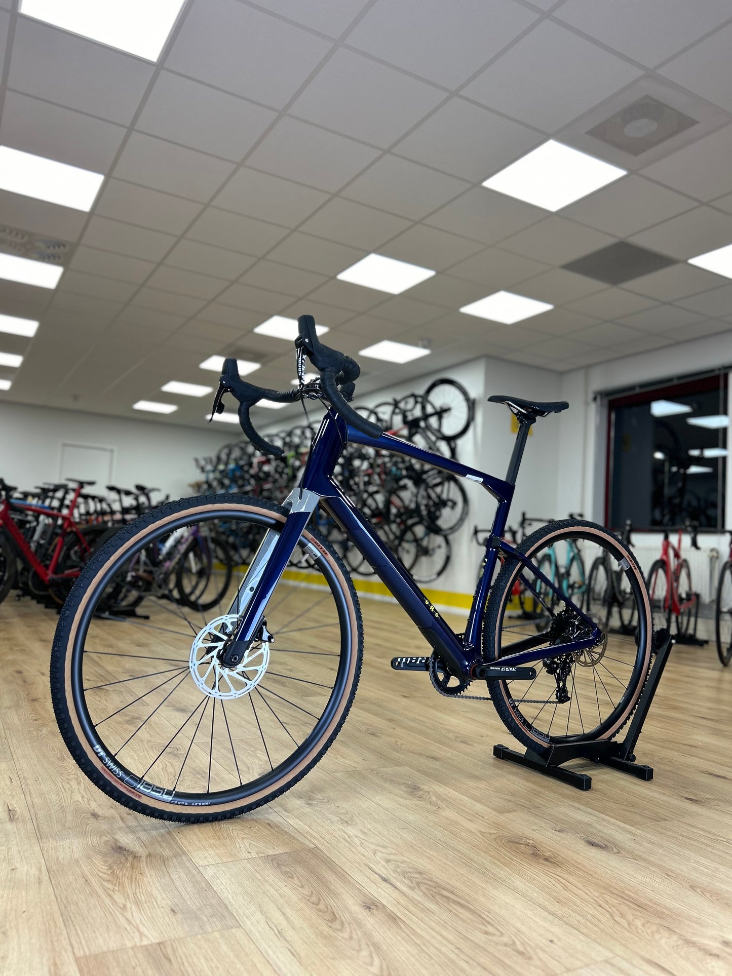 NIEUW - XL BMC URS TWO Disc Gravel Fiets