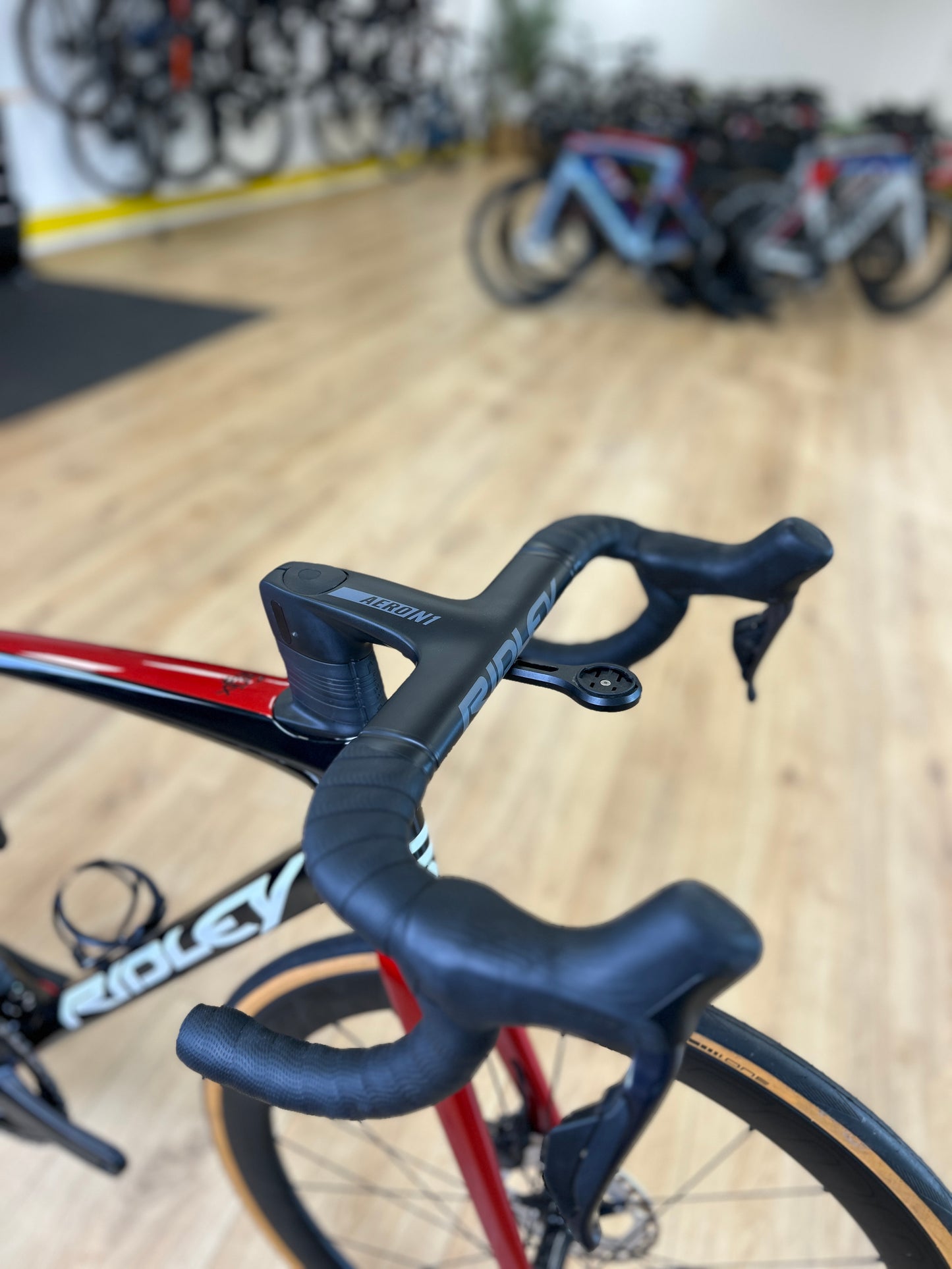500km Ridley Fênix Slic Di2 Carbon Racefiets