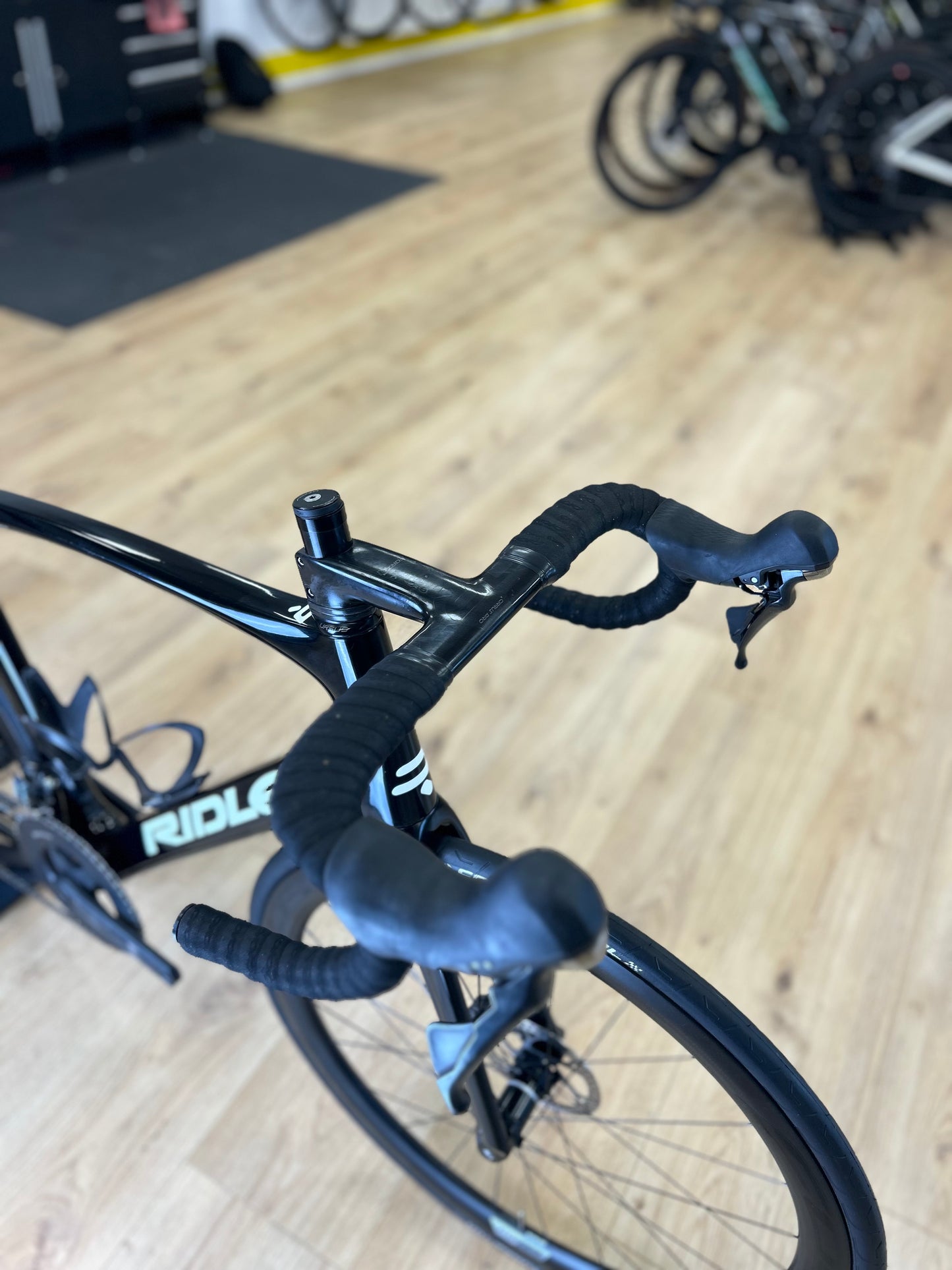 Ridley Noah Ultegra Carbon Disc Racefiets