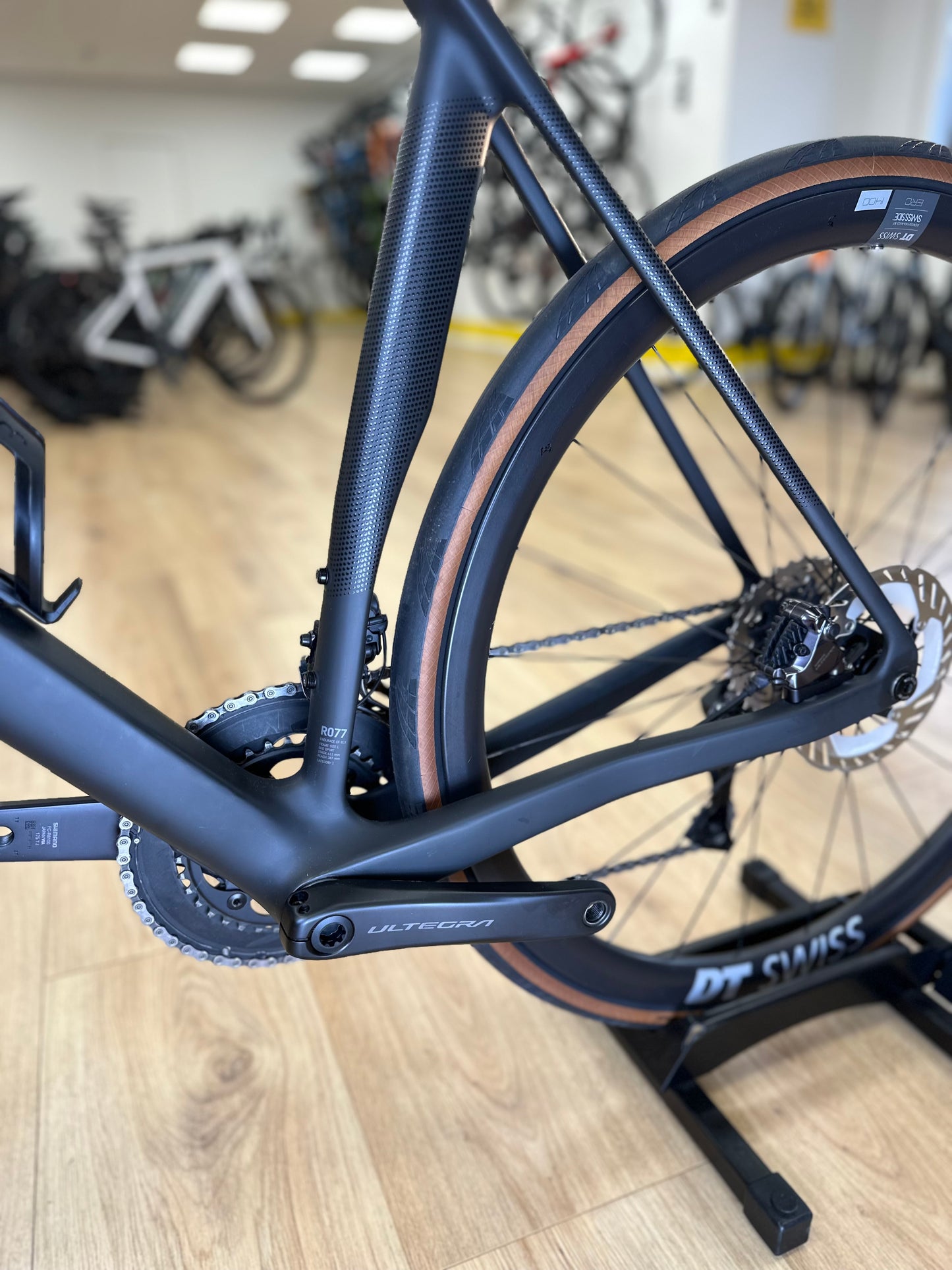 200km Canyon Endurace Di2 Carbon Disc Road Bike