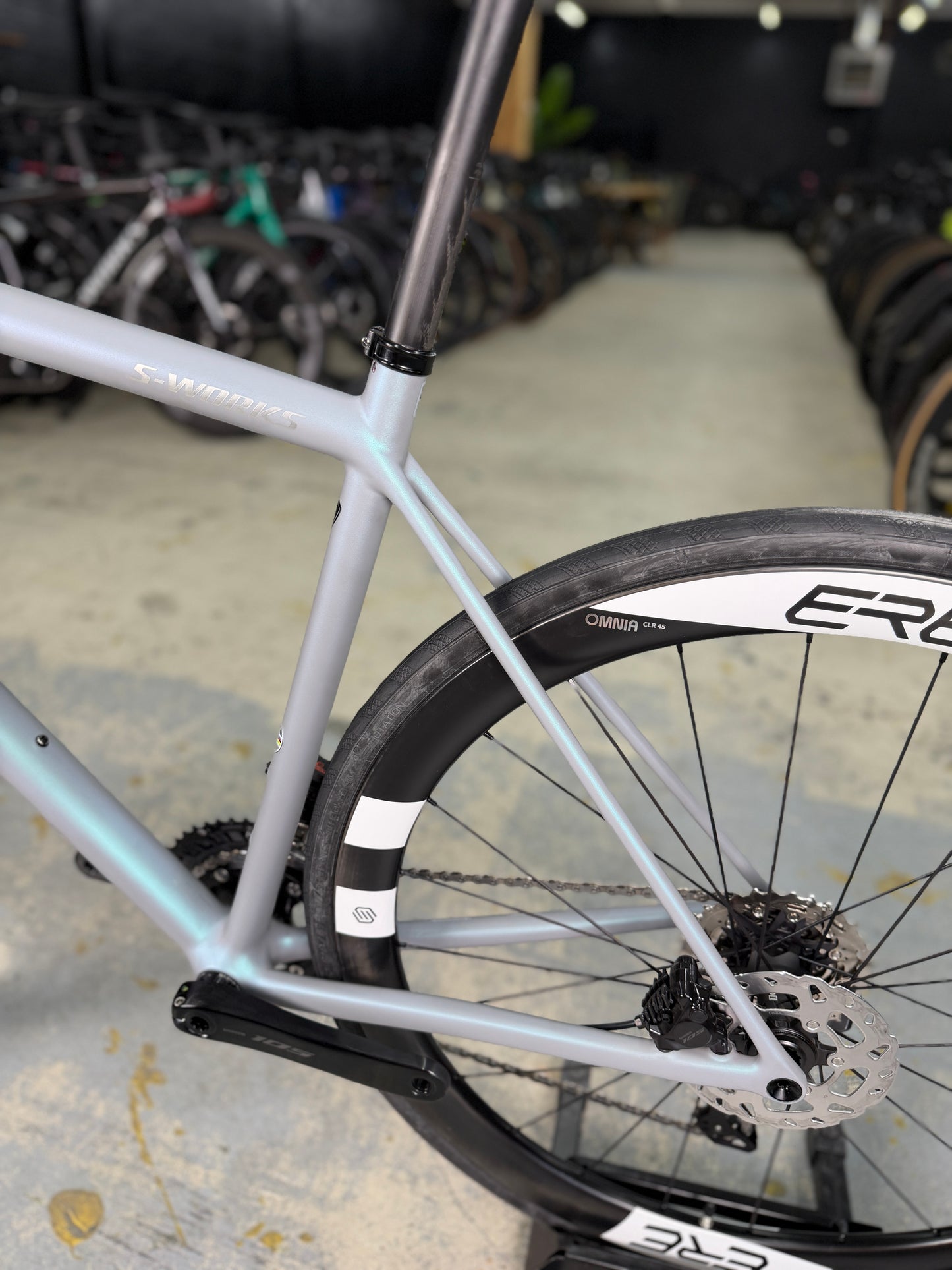 SHOWROOM S-Works Aethos Di2 Carbon Racefiets