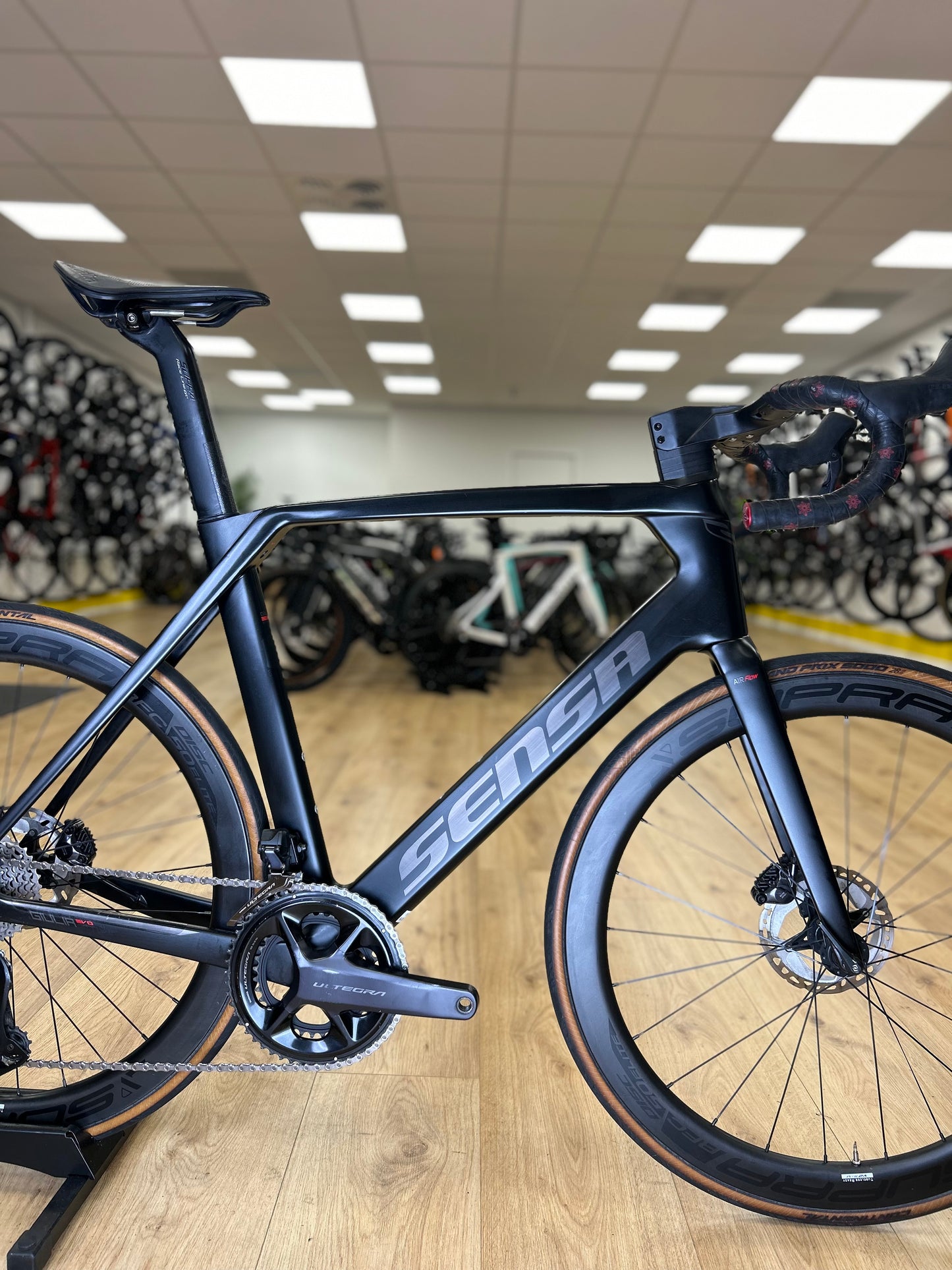 Sensa Giulia Evo Di2 Carbon Disc Racefiets